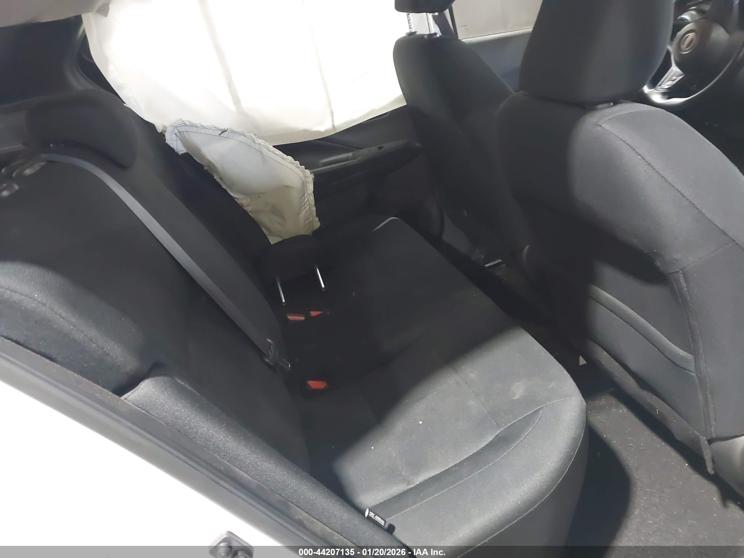 NISSAN KICKS image 8