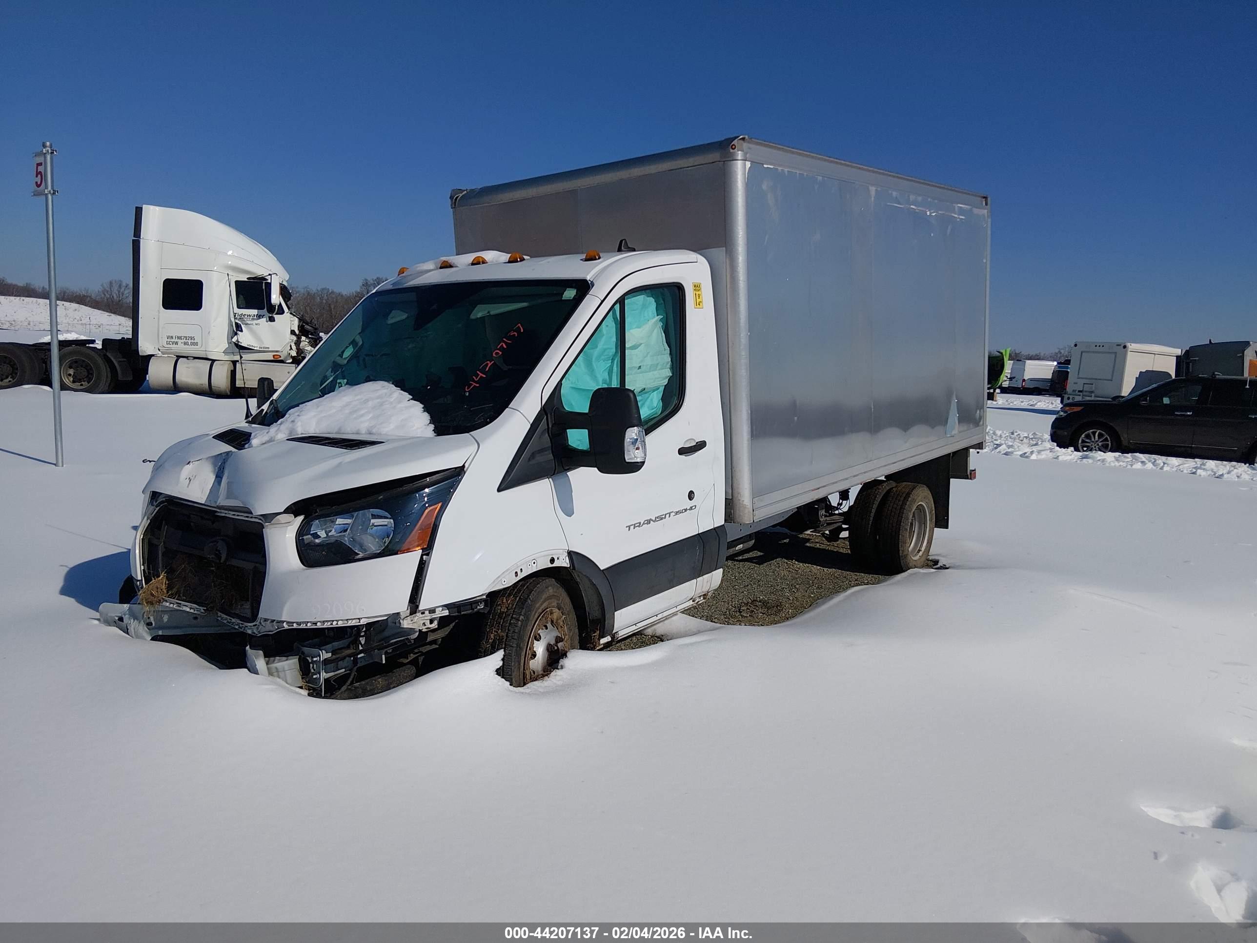 FORD TRANSIT-350 image 2
