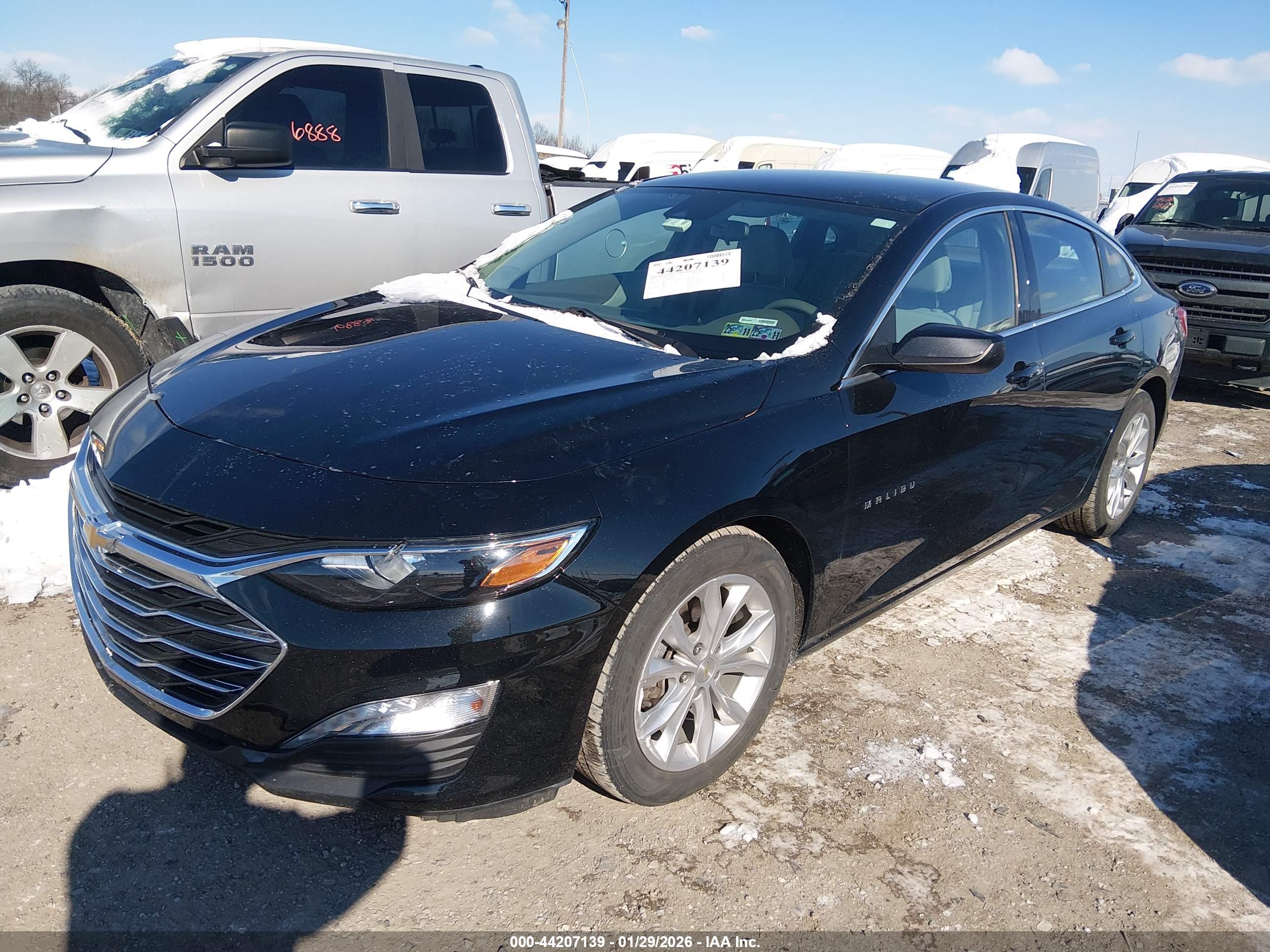 CHEVROLET MALIBU image 2