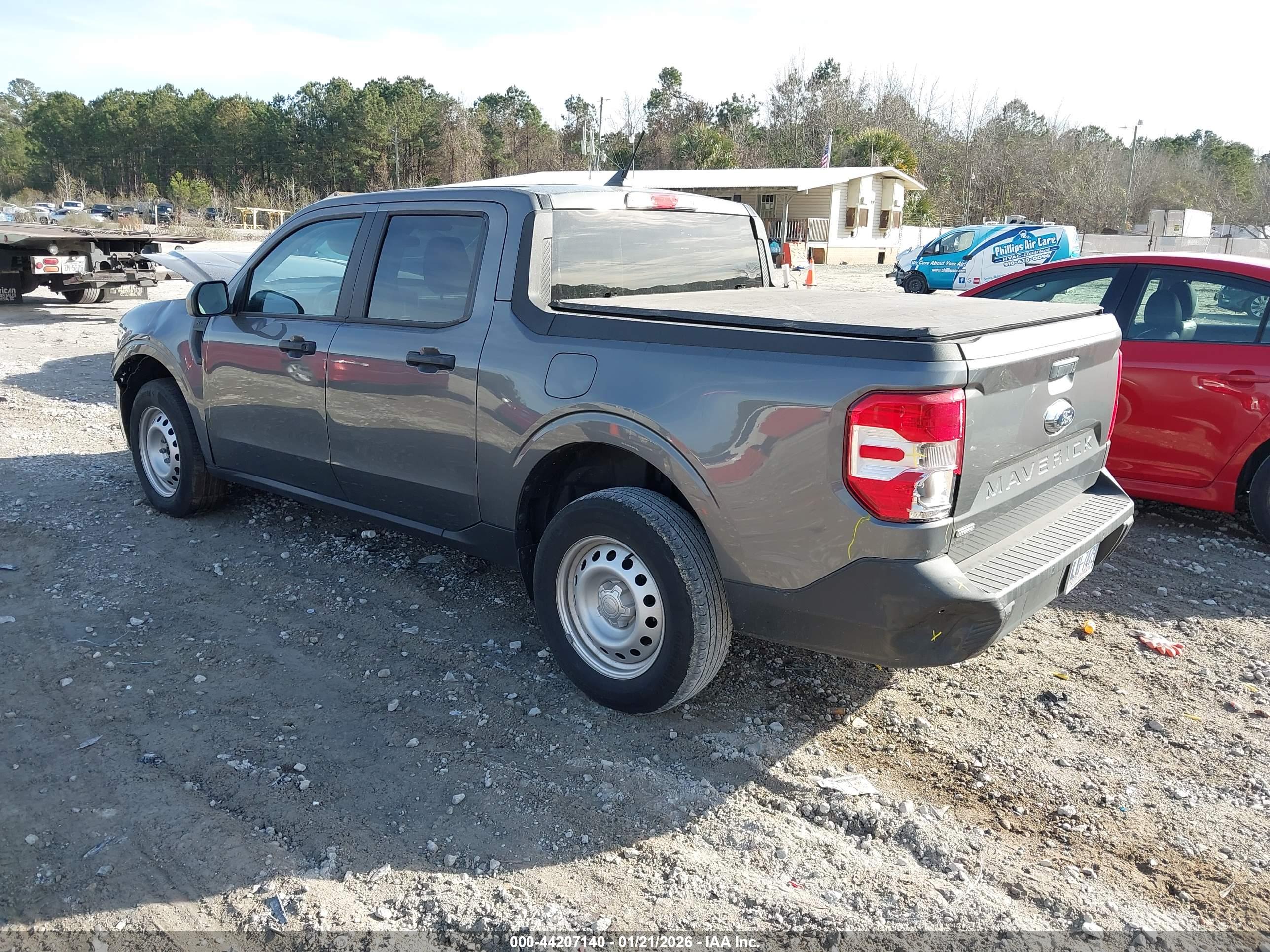 FORD MAVERICK image 3