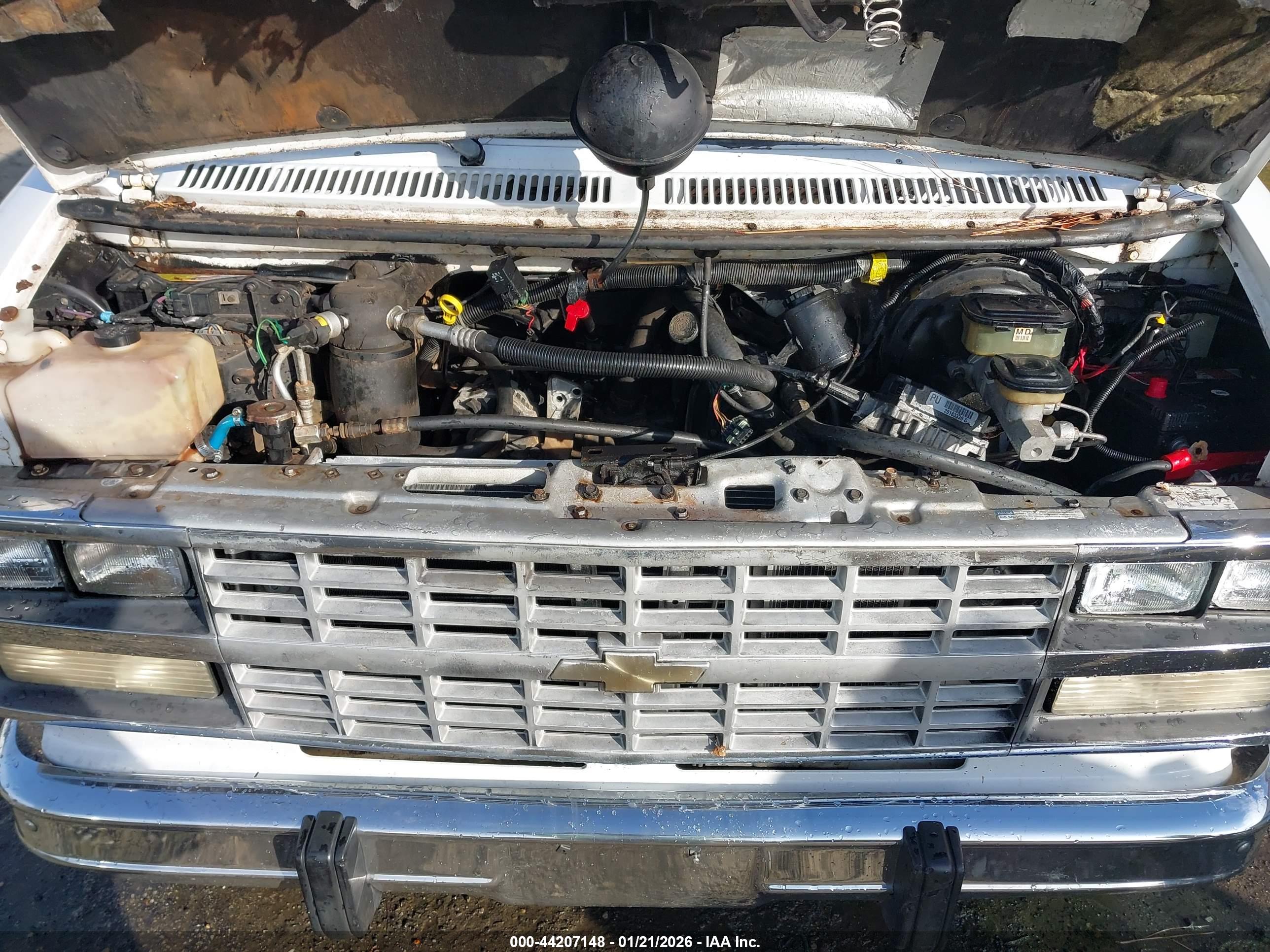 CHEVROLET G20 image 10