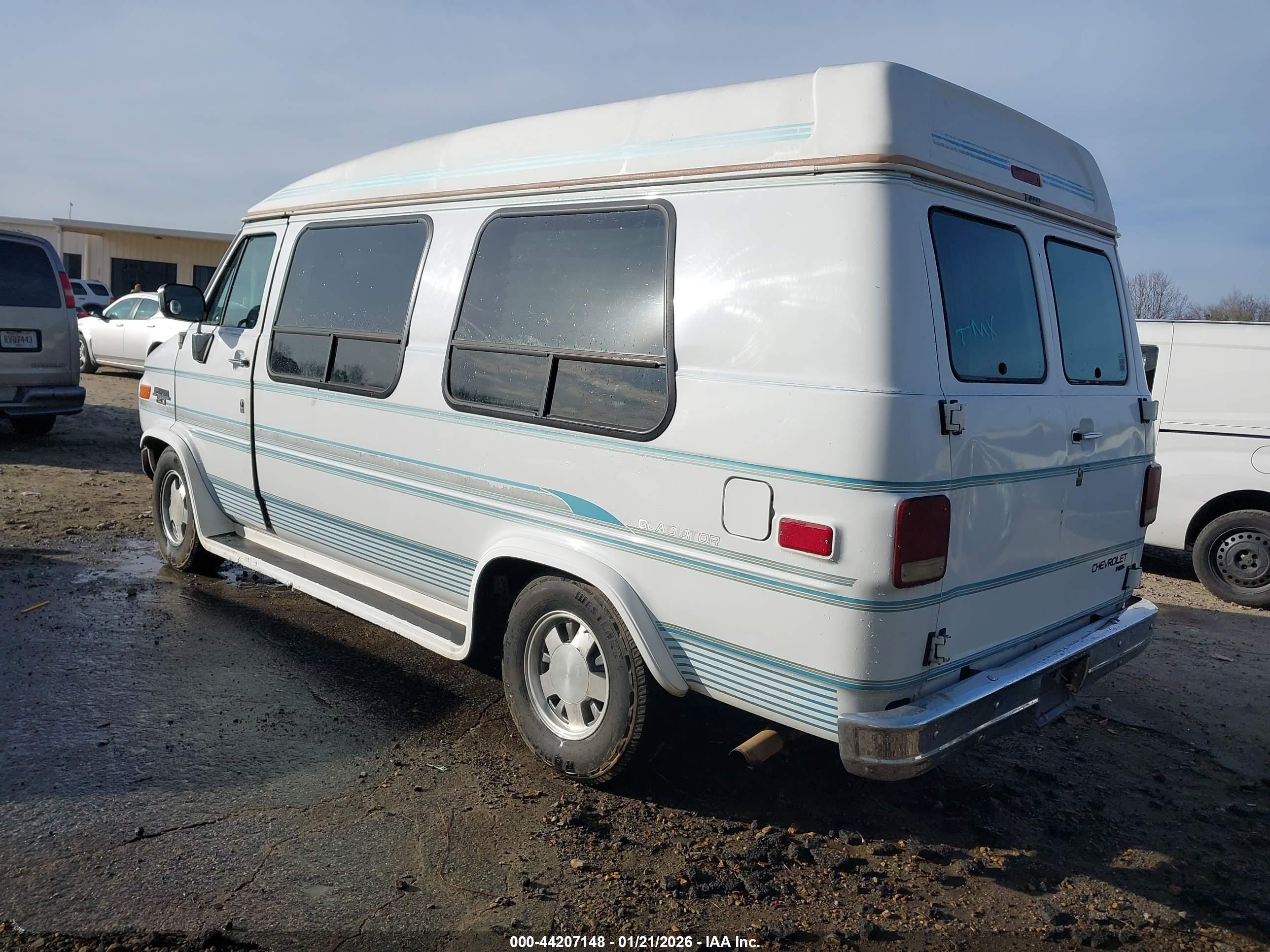 CHEVROLET G20 image 3