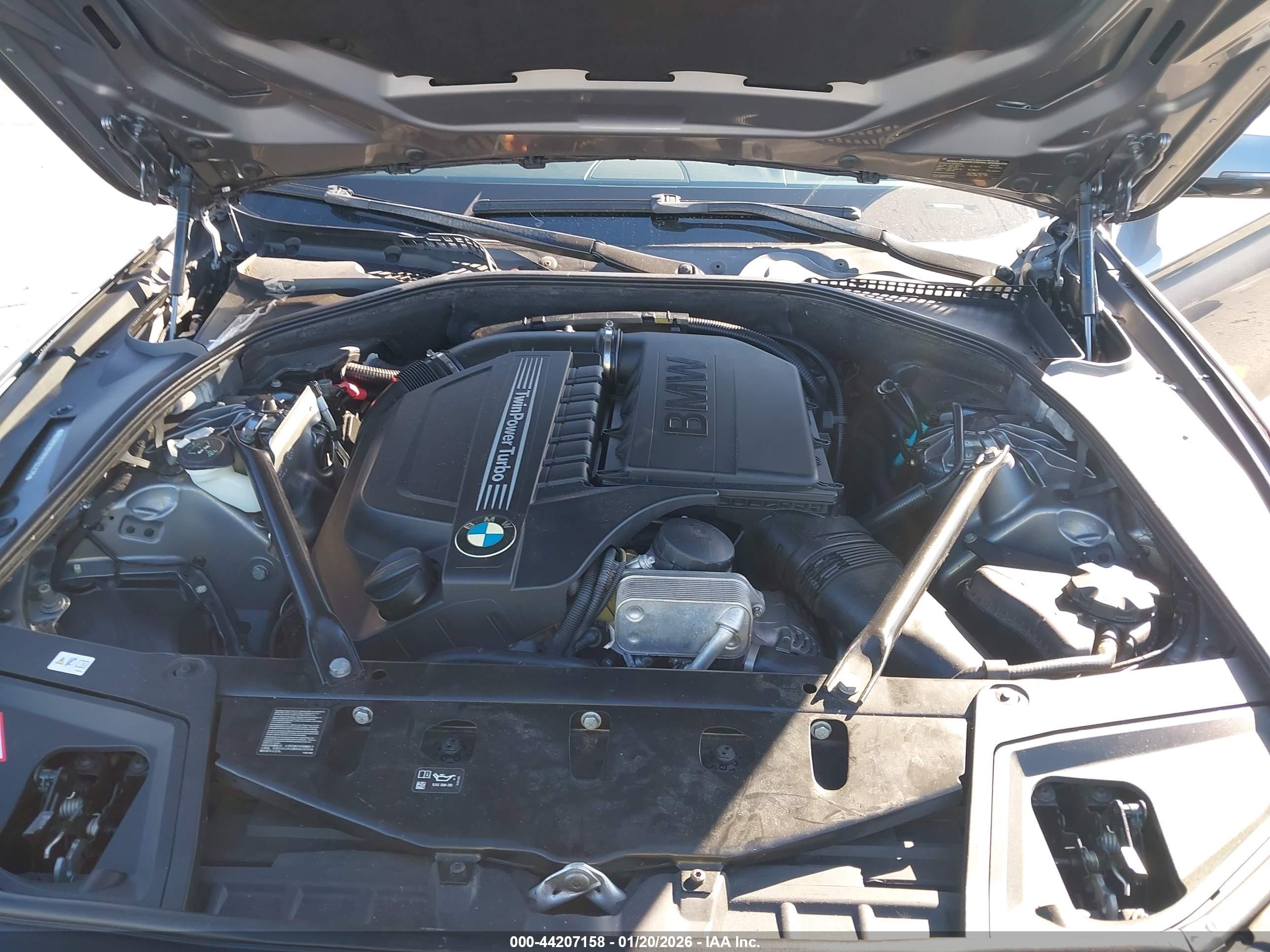 BMW 535I image 10