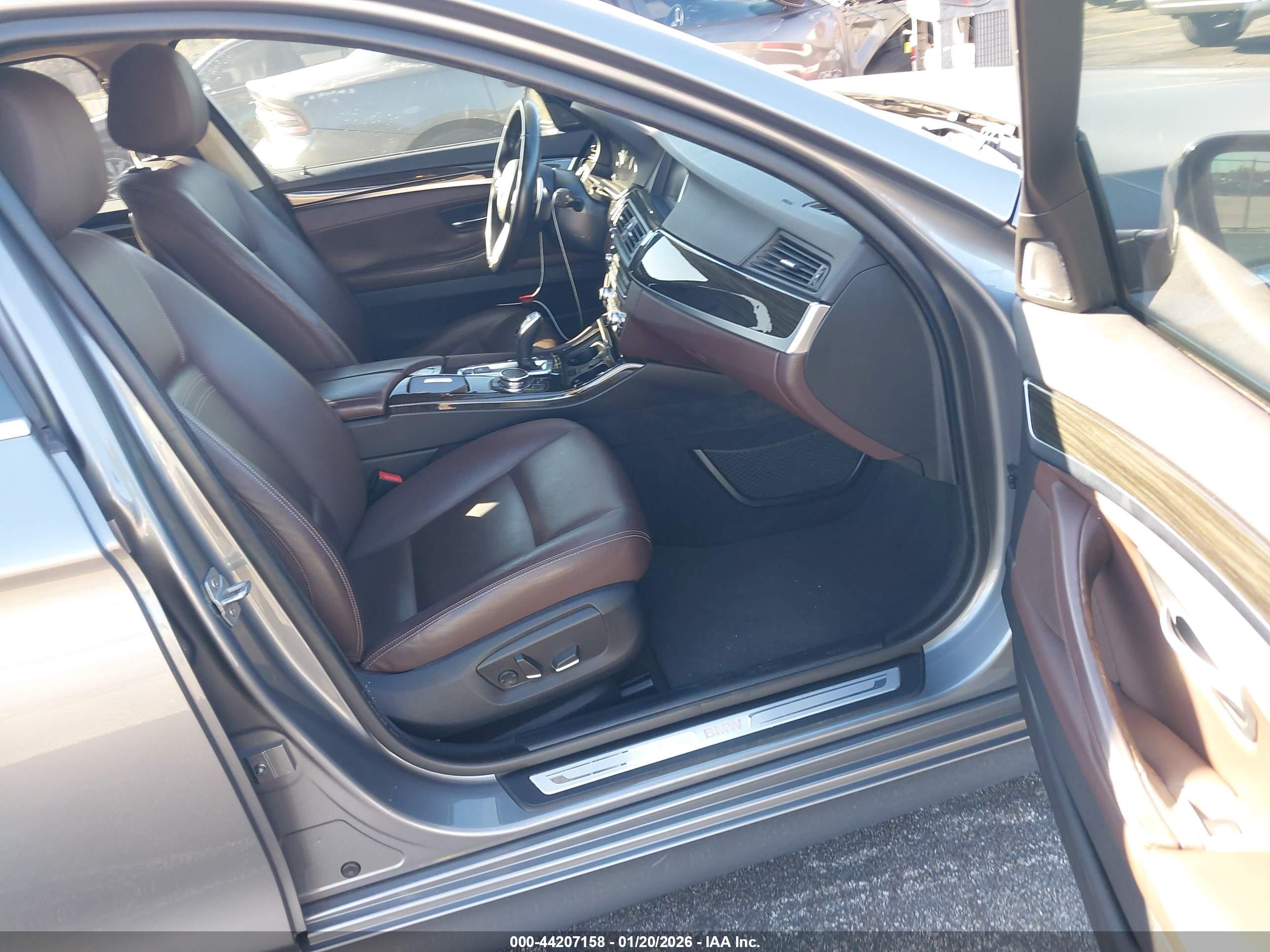 BMW 535I image 5