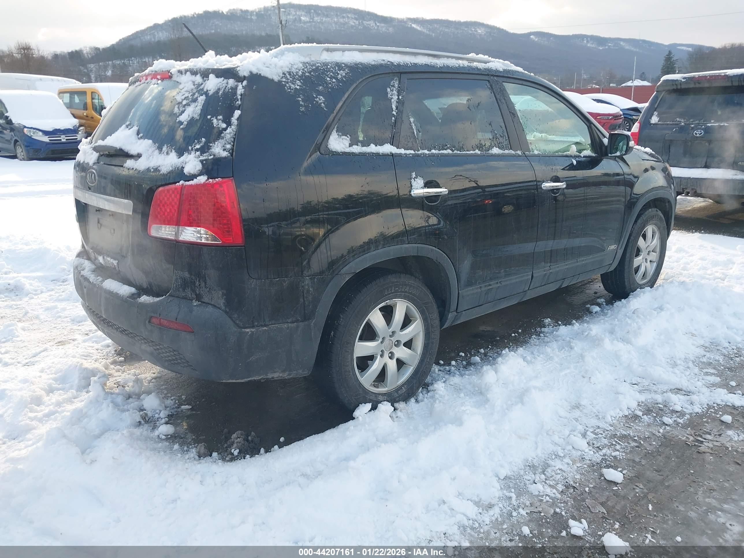 KIA SORENTO image 4