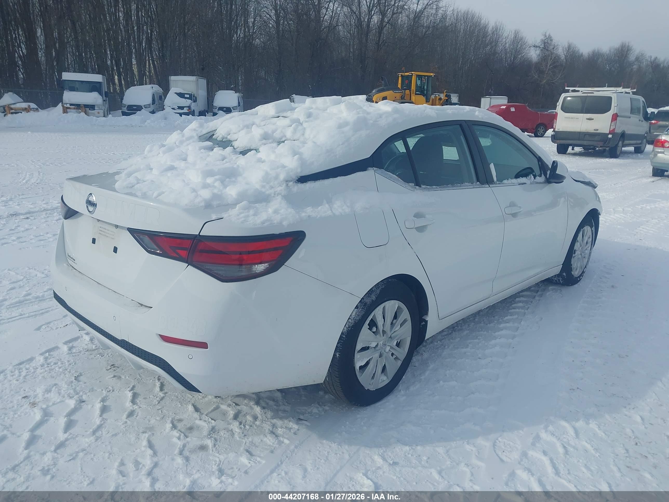 NISSAN SENTRA image 4