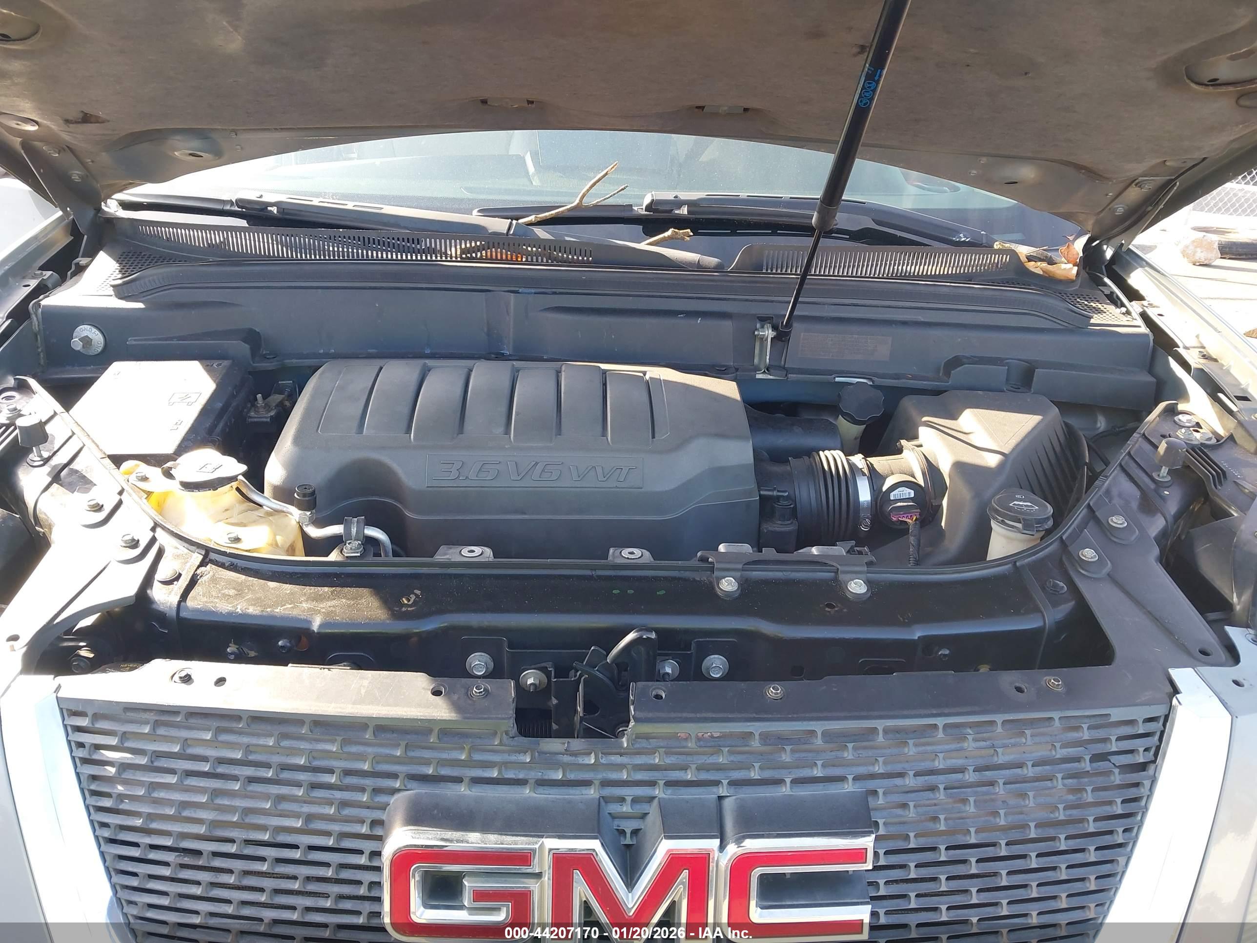GMC ACADIA image 10