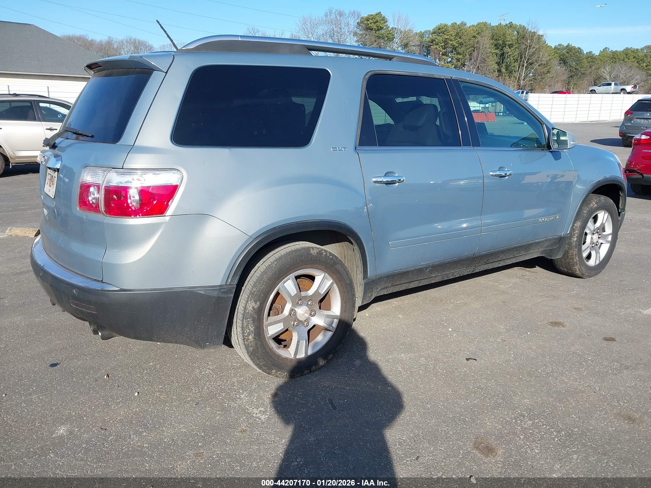 GMC ACADIA image 4