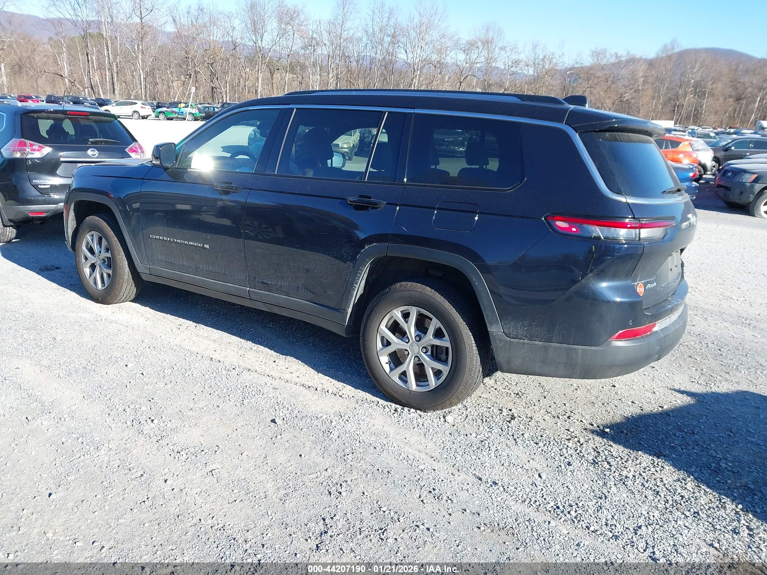 JEEP GRAND image 3