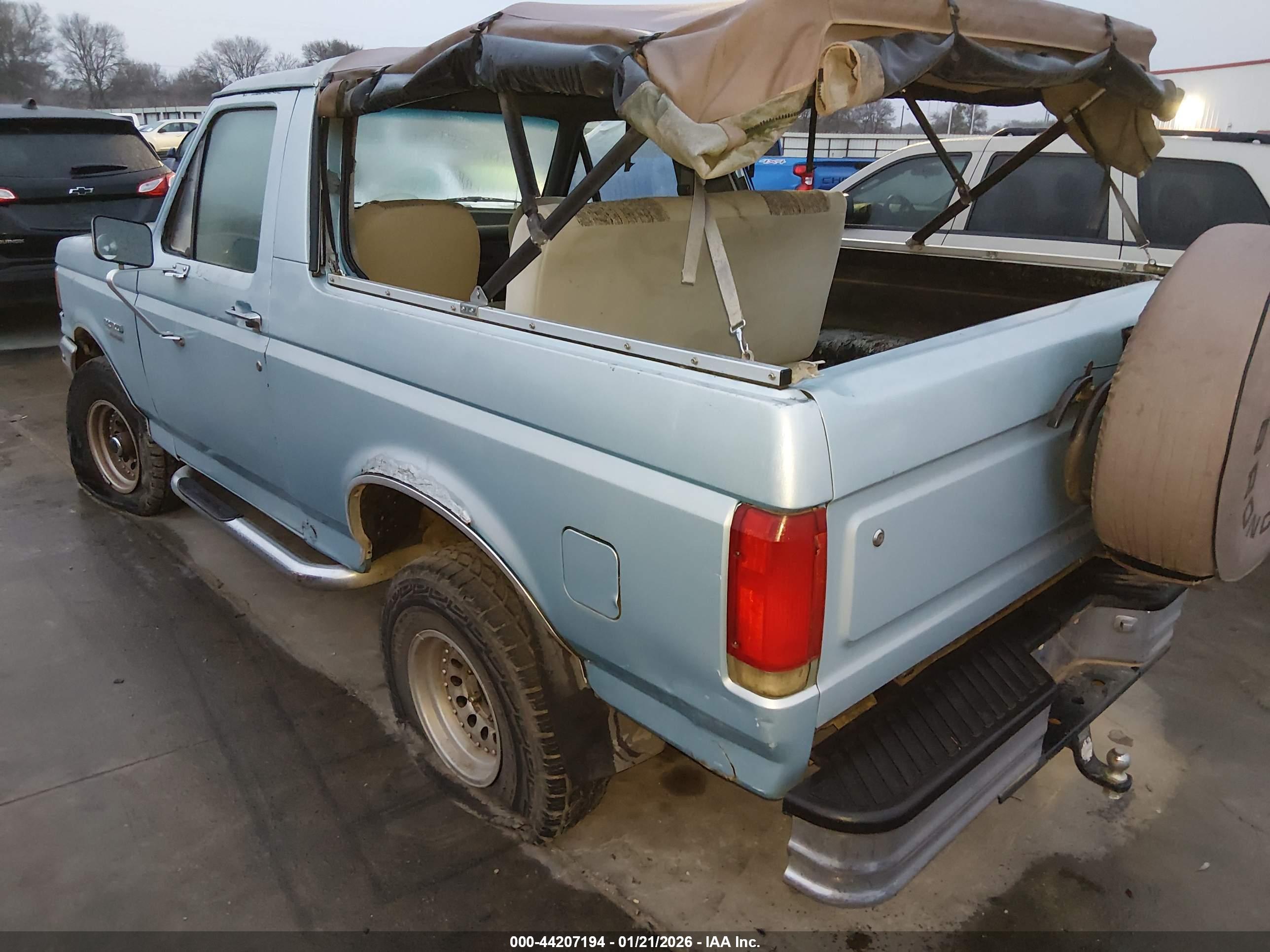 FORD BRONCO image 3