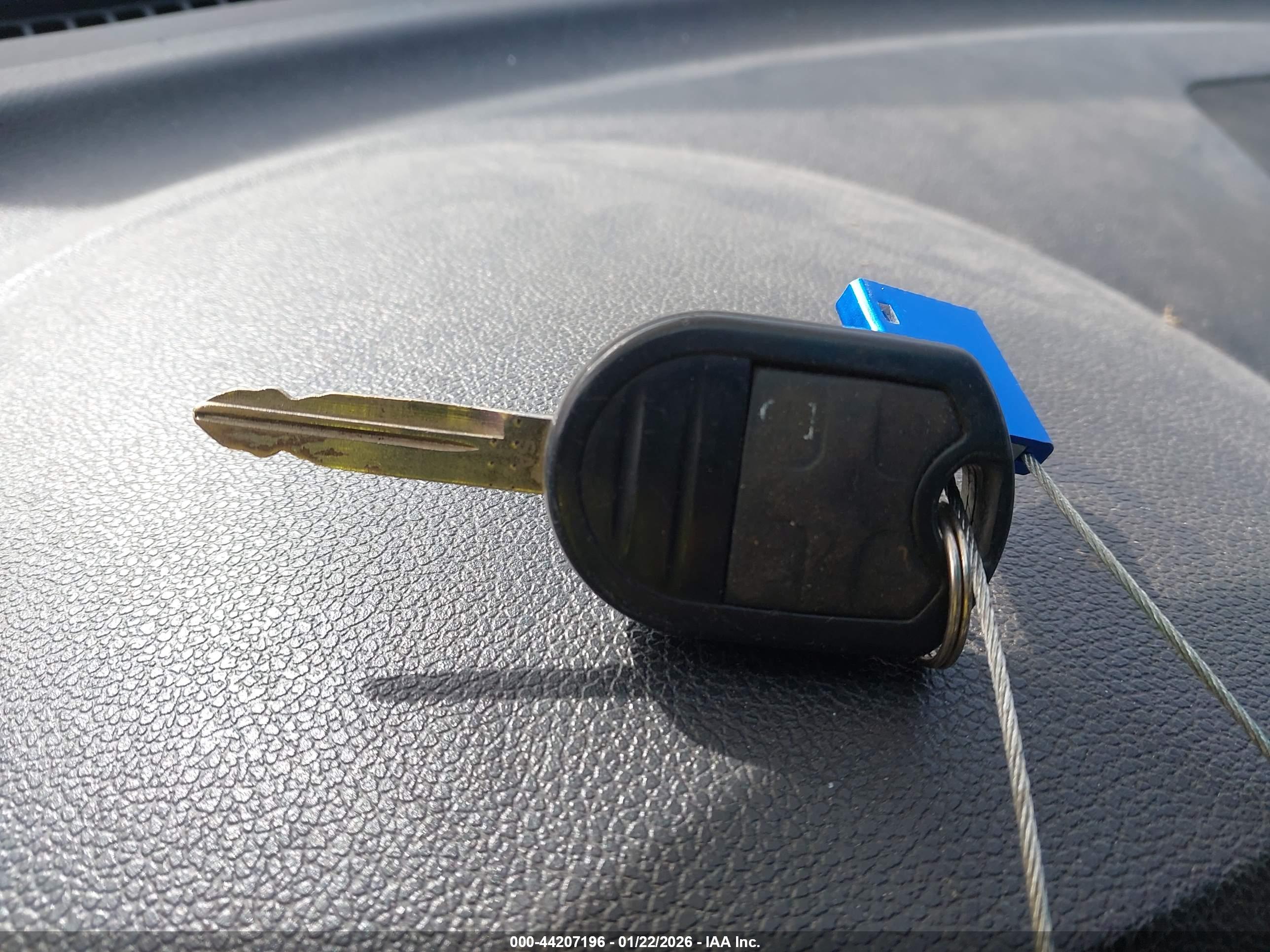 FORD EXPLORER image 11
