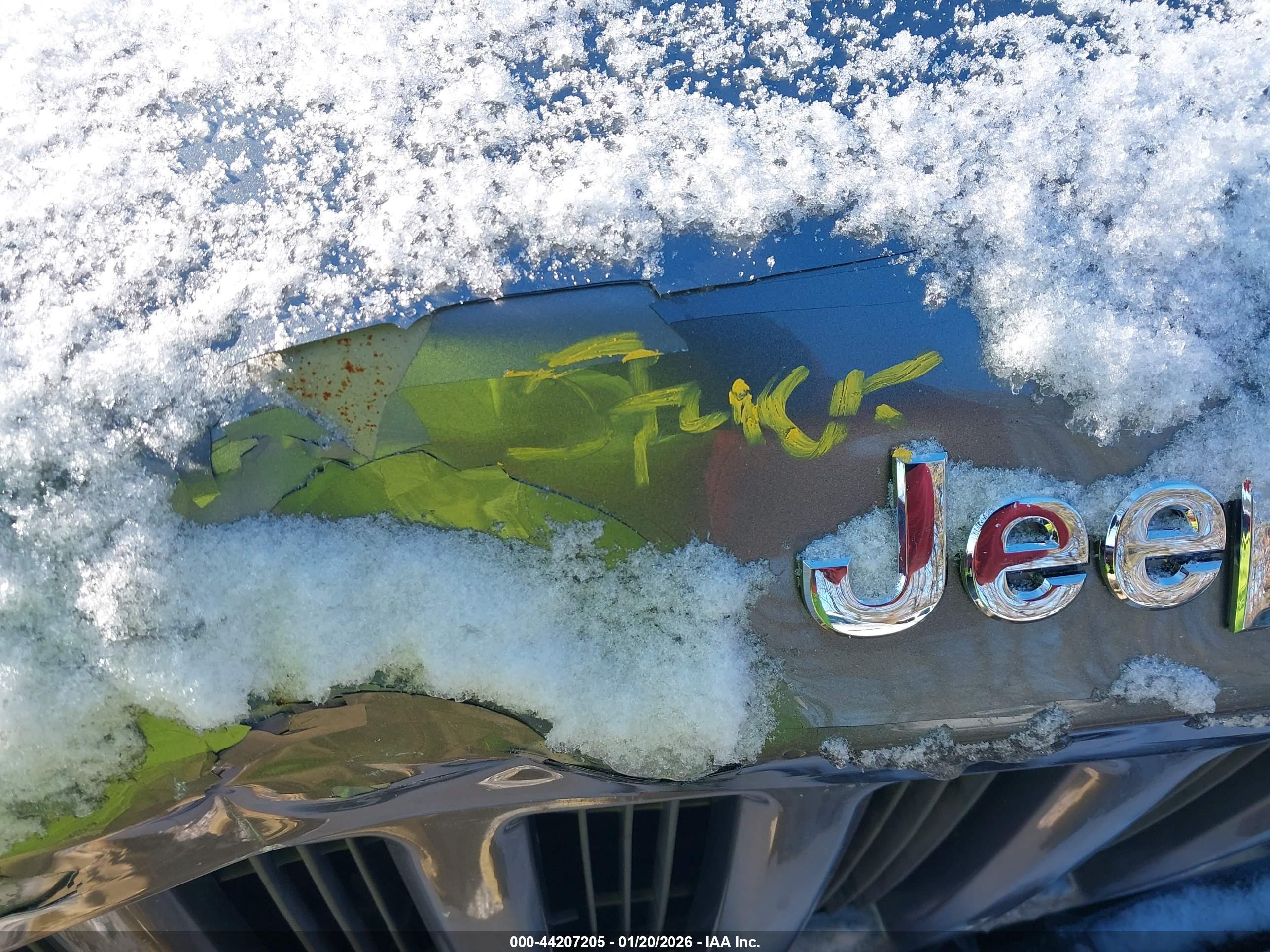 JEEP LIBERTY image 10
