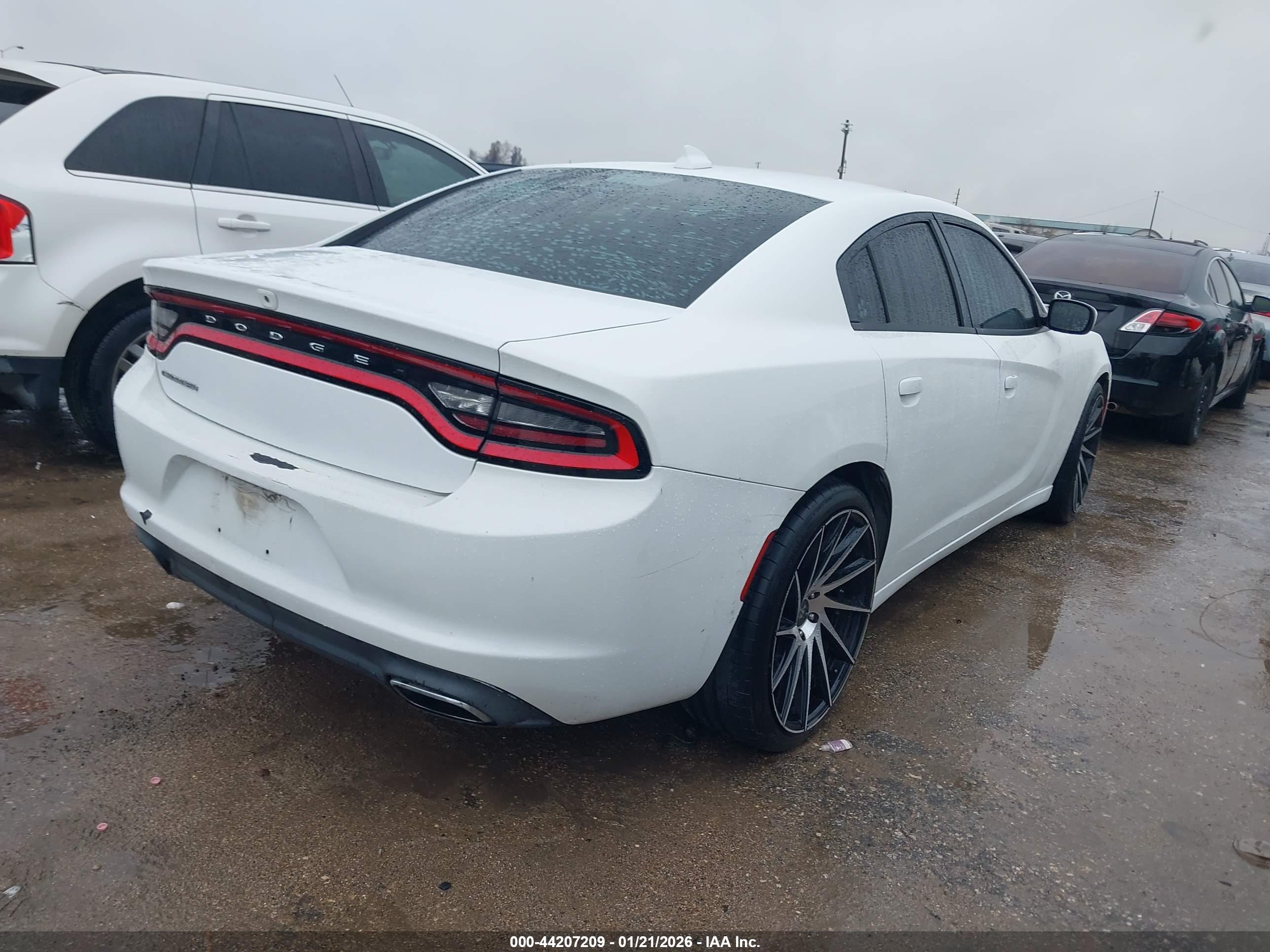 DODGE CHARGER image 4