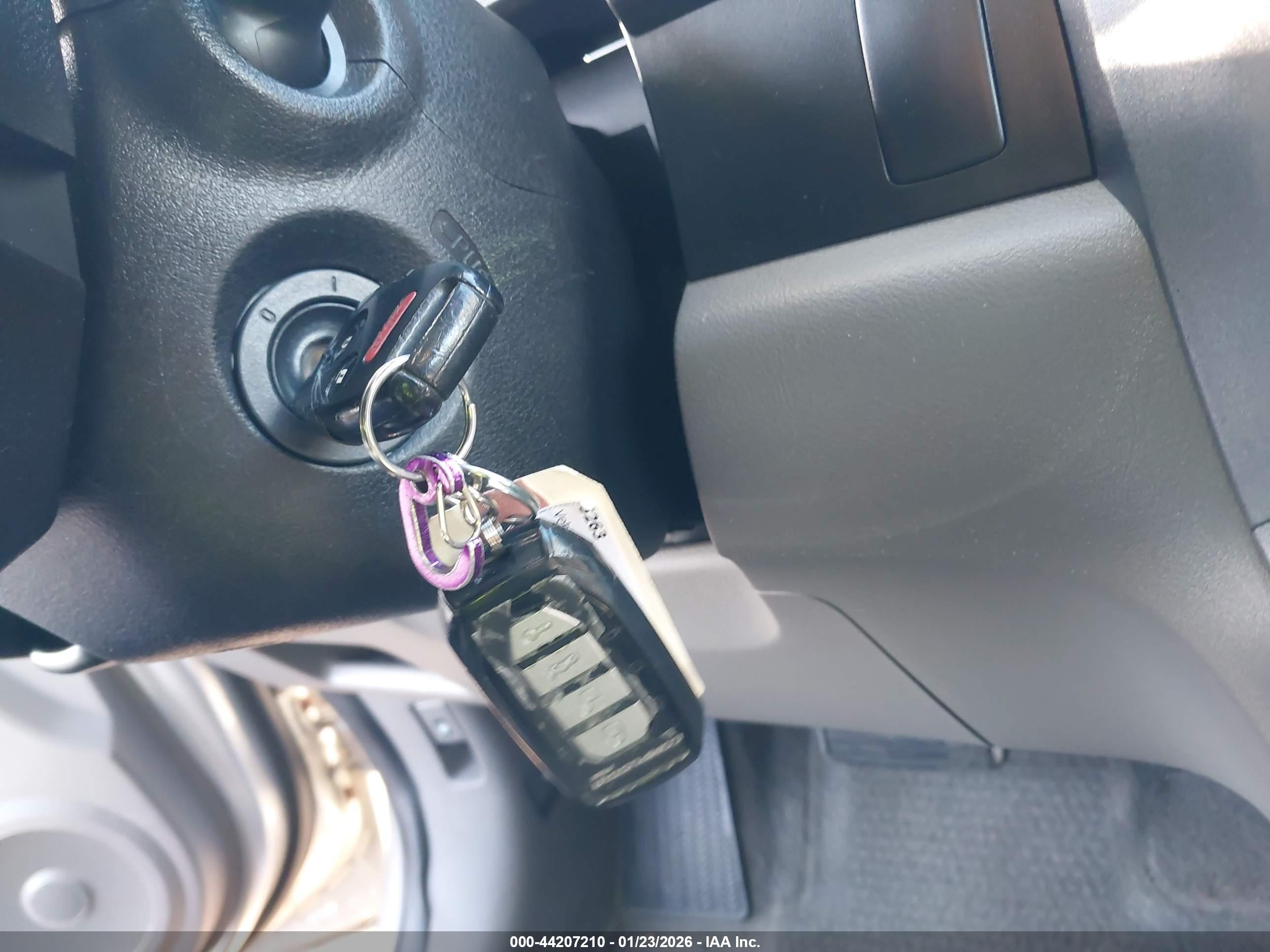 HONDA CR-V image 11