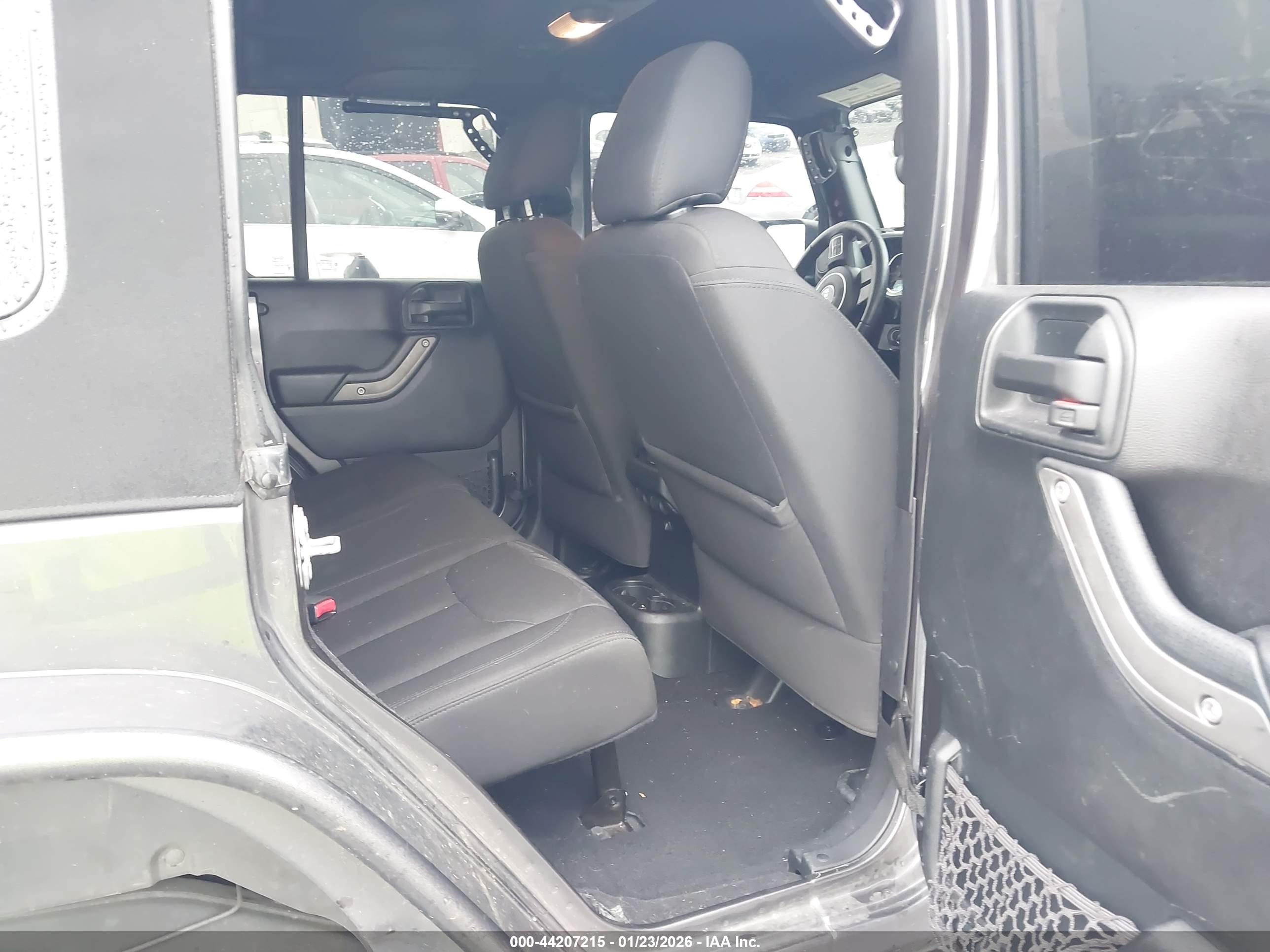 JEEP WRANGLER image 8
