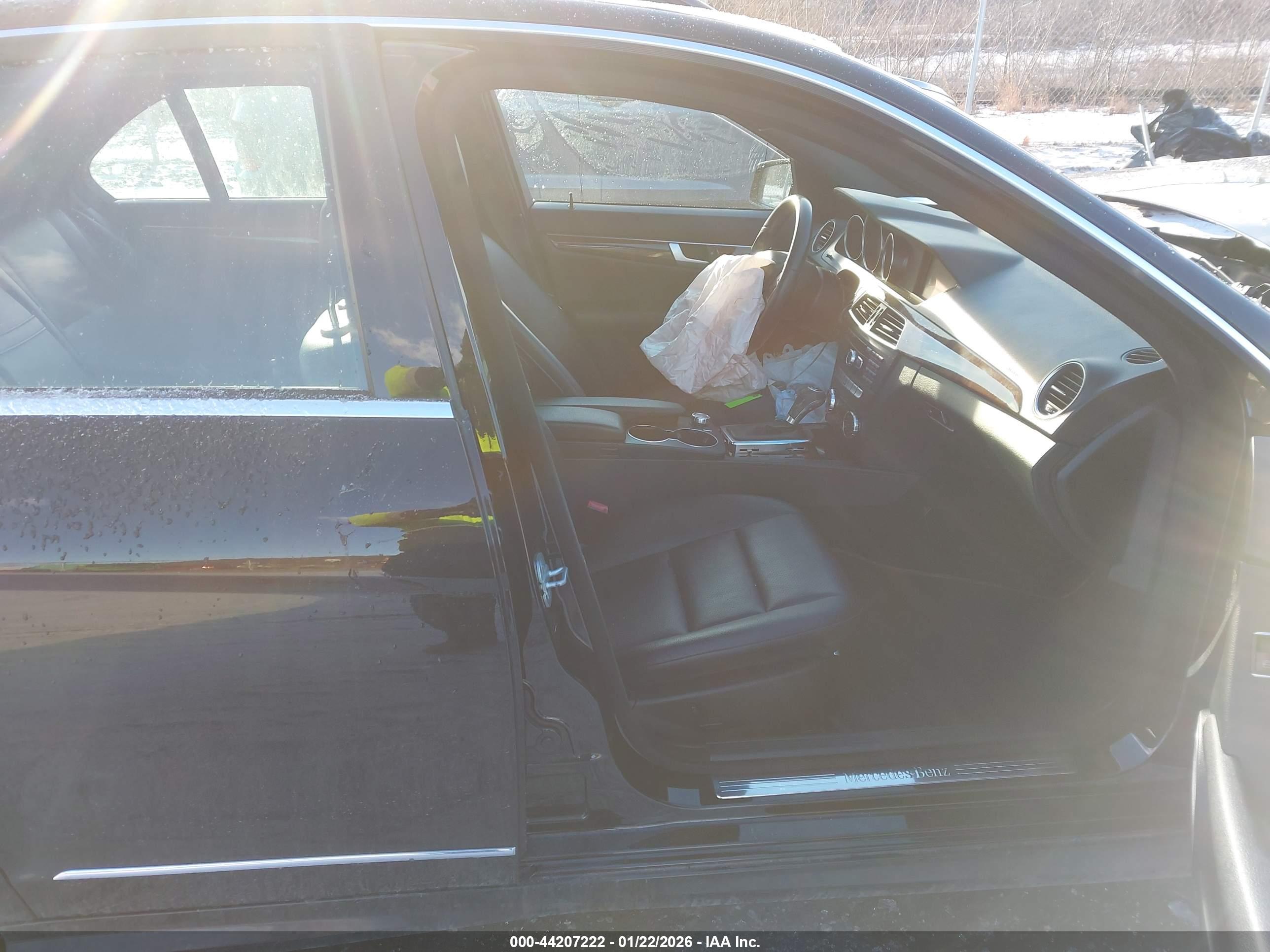 MERCEDES-BENZ C image 5