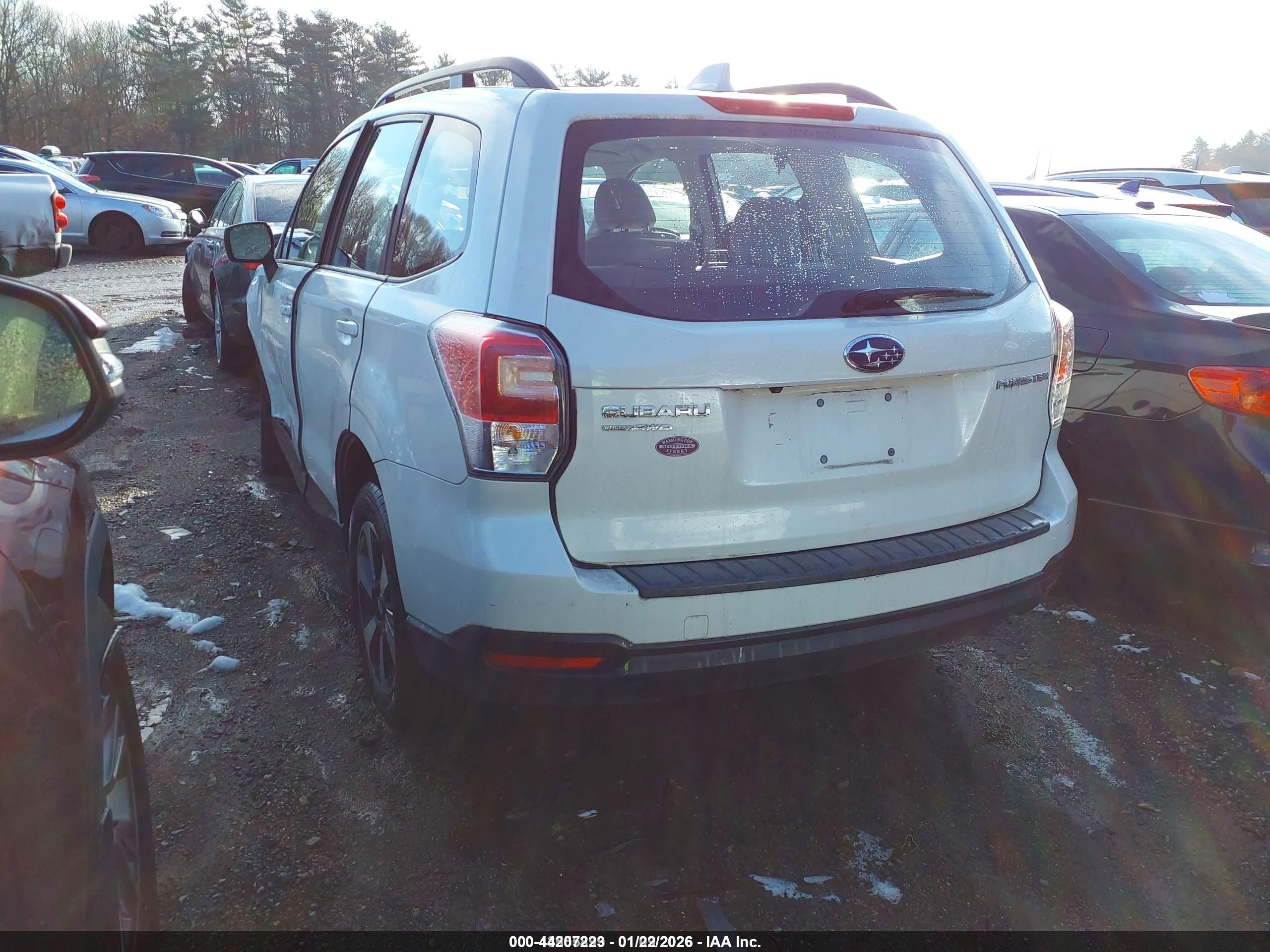 SUBARU FORESTER image 3