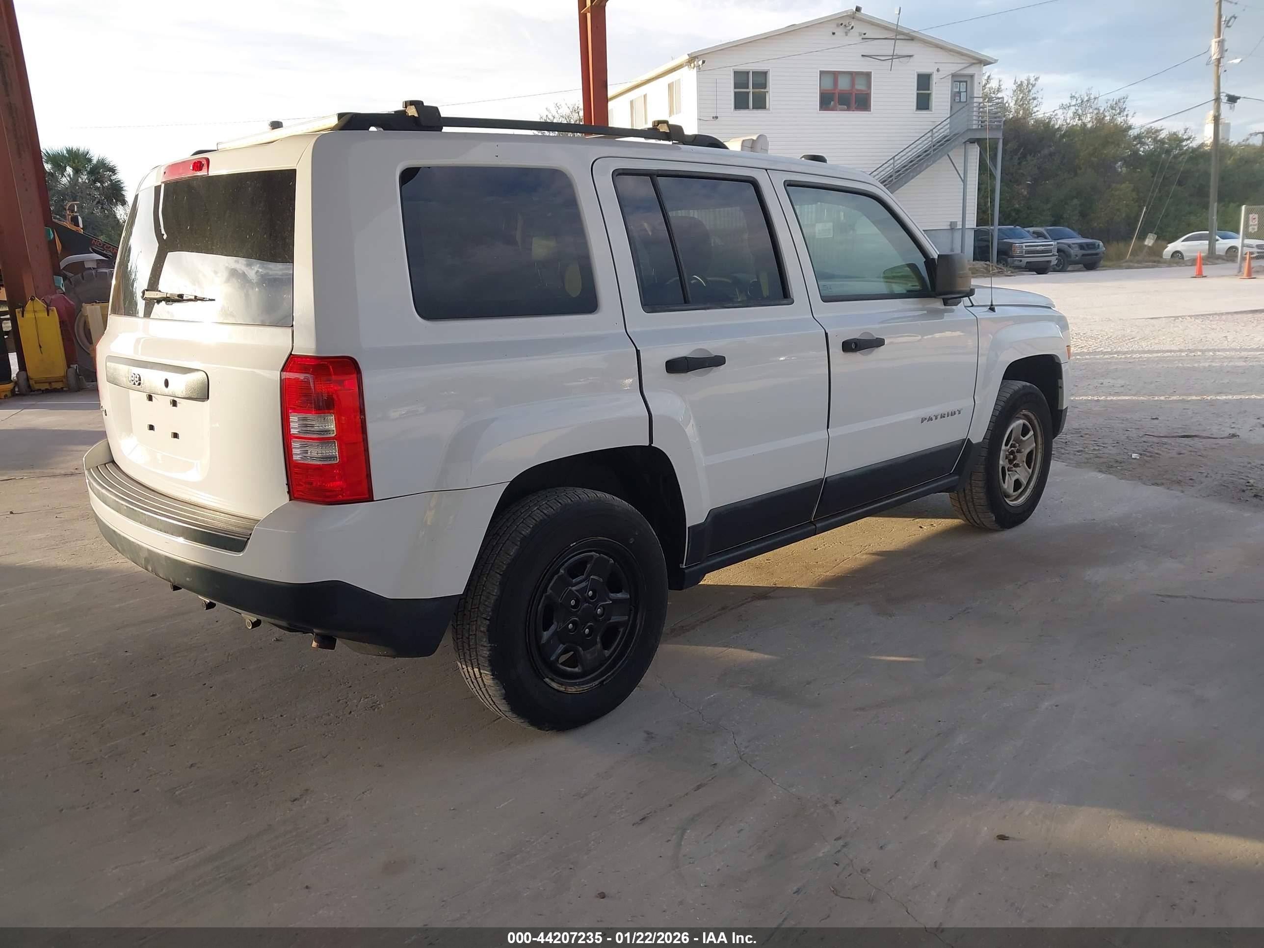 JEEP PATRIOT image 4