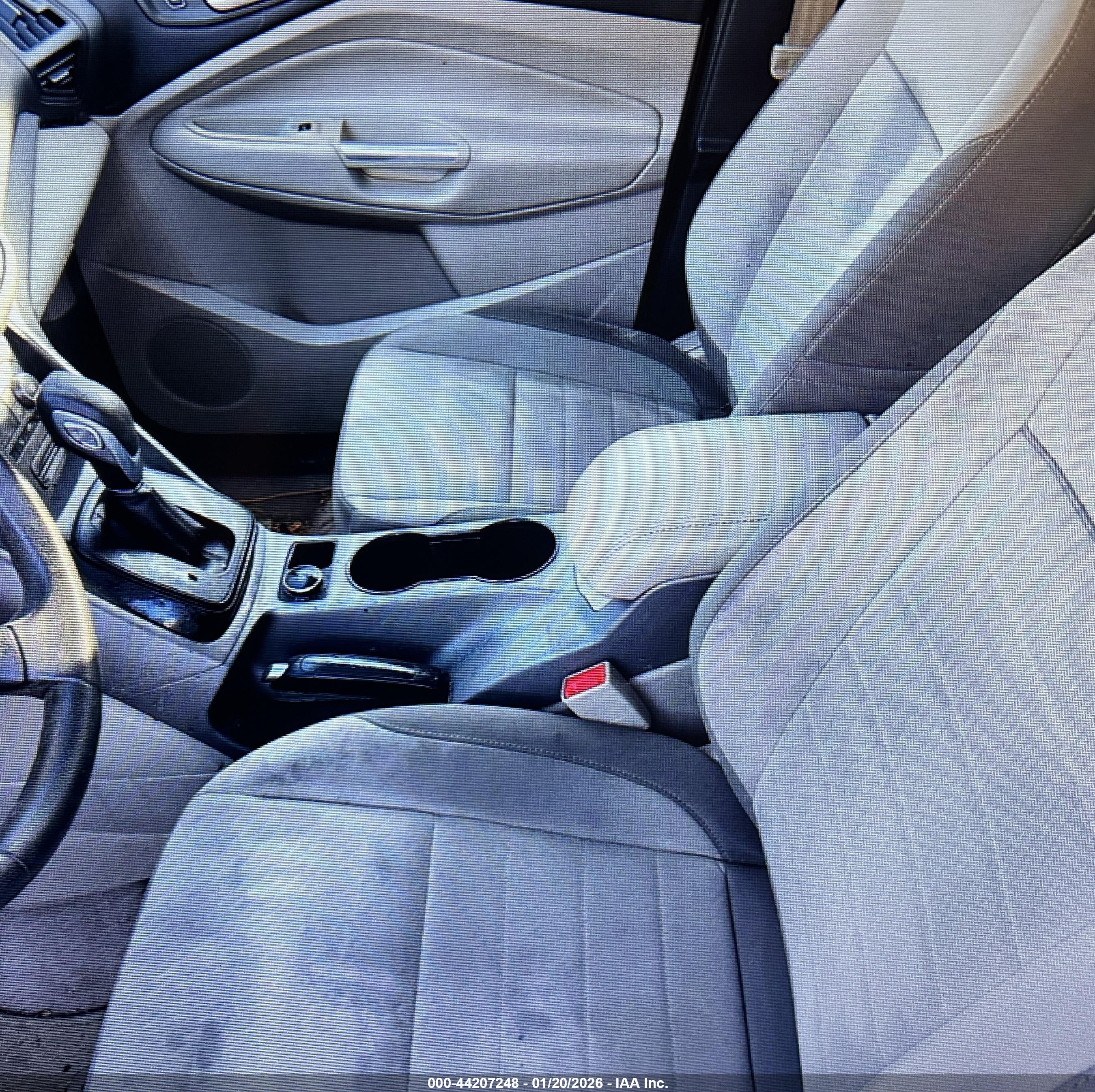 FORD ESCAPE image 5