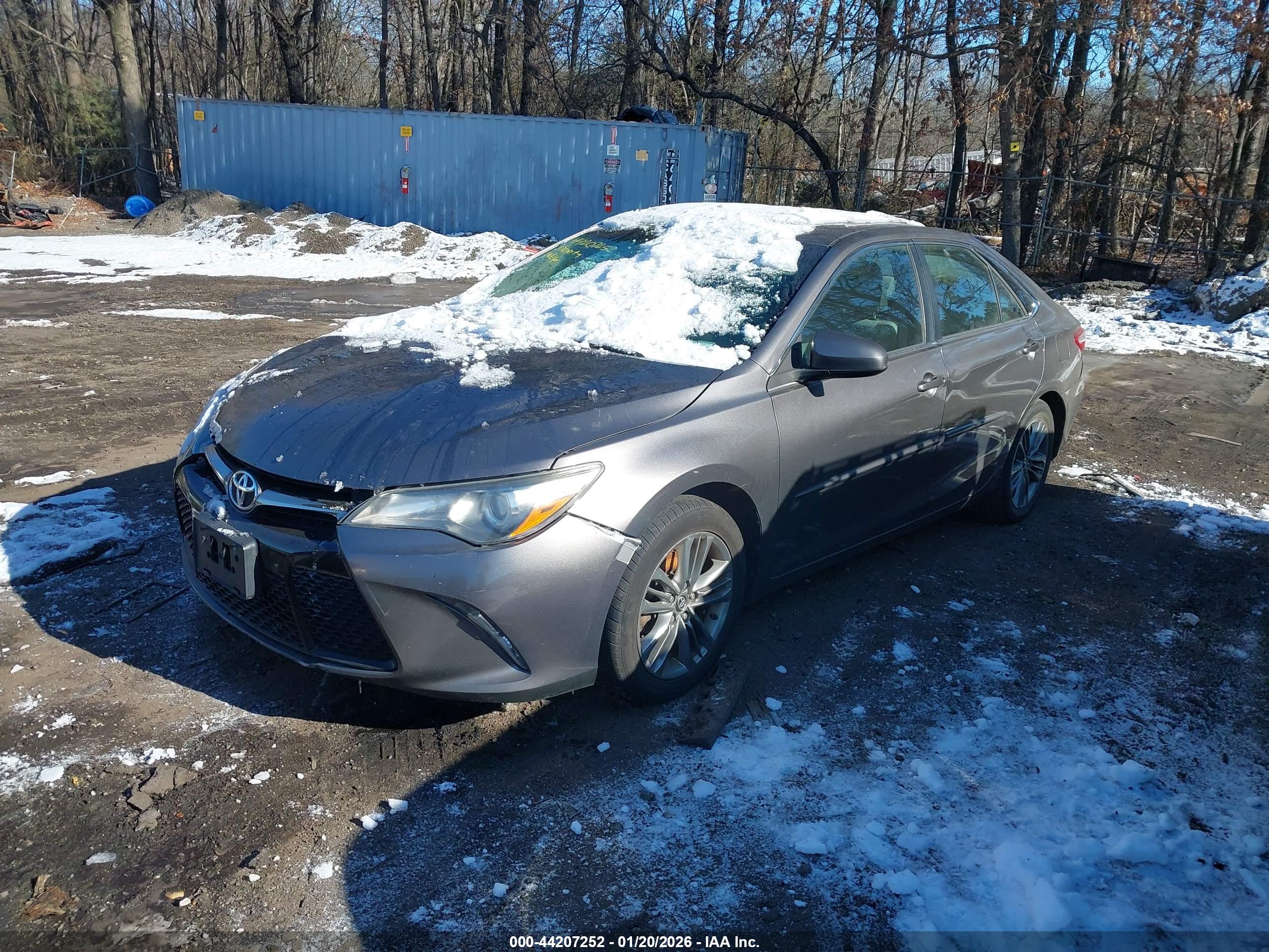 TOYOTA CAMRY image 2