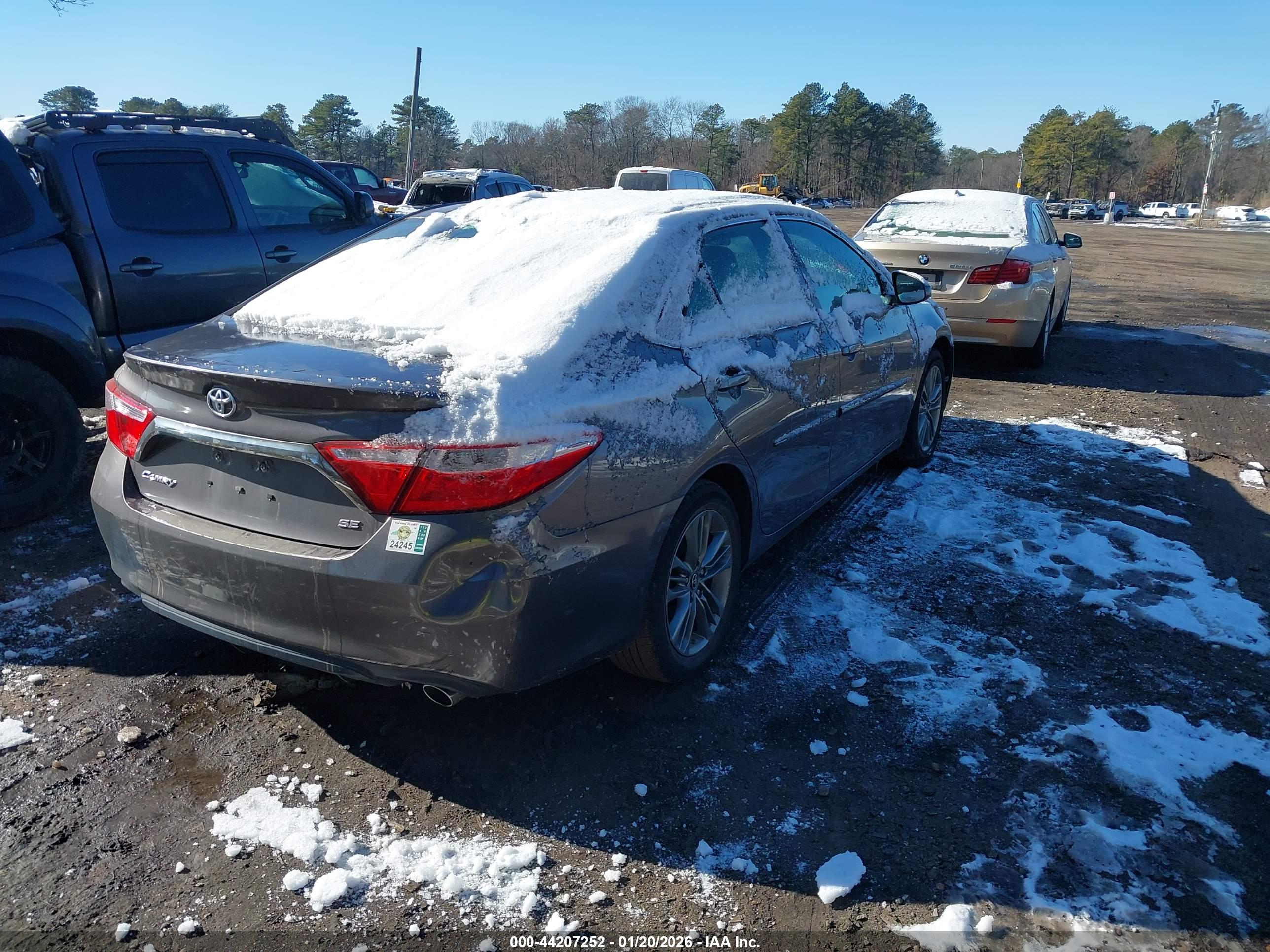 TOYOTA CAMRY image 4