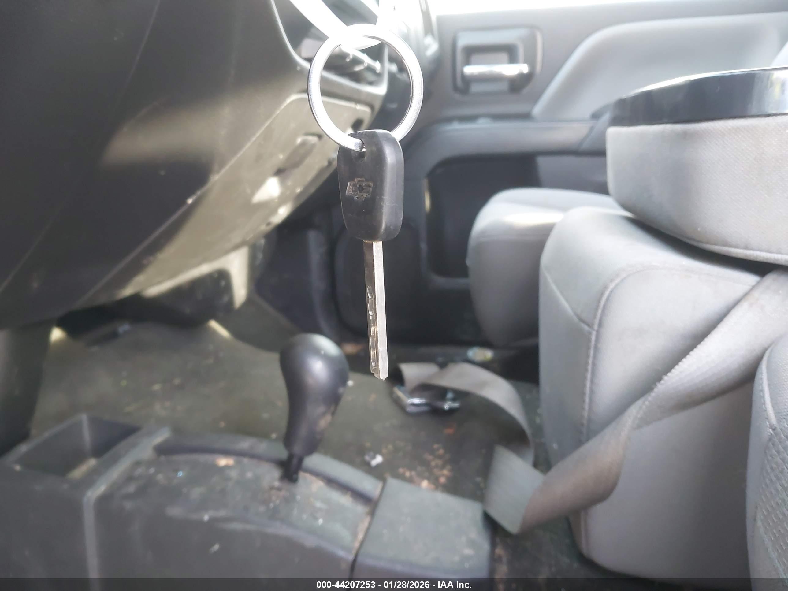 CHEVROLET SILVERADO image 11