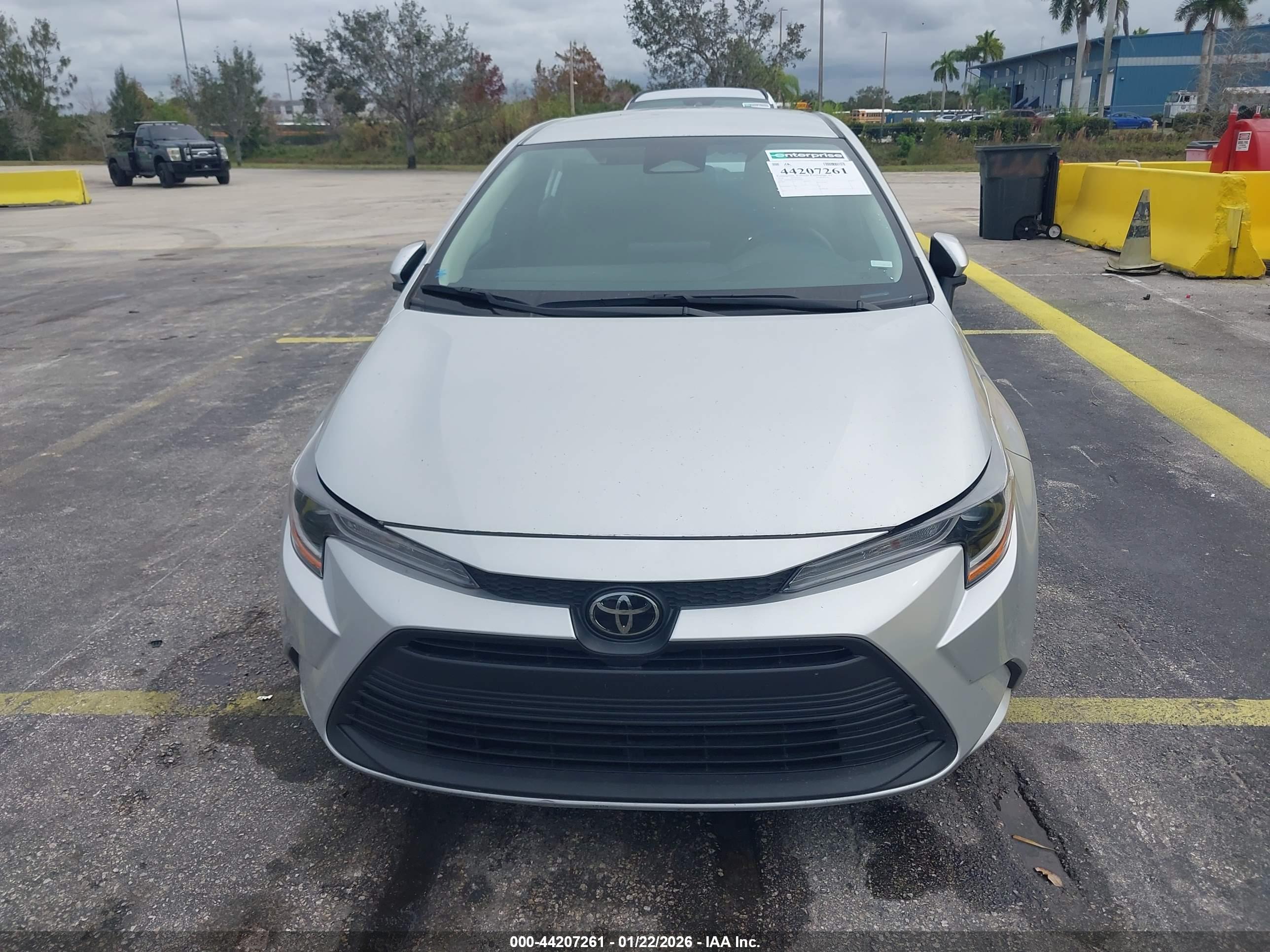 TOYOTA COROLLA image 6