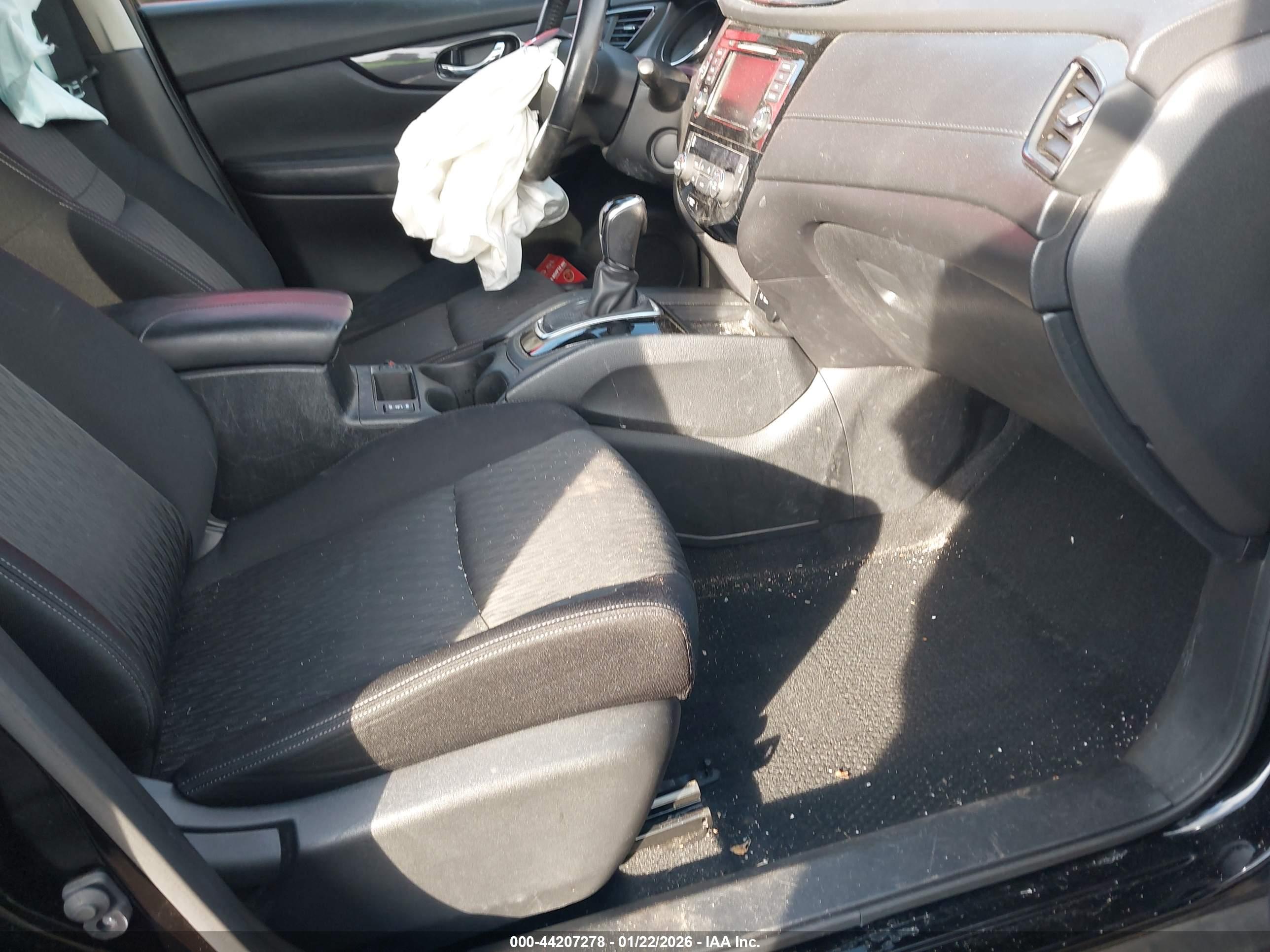NISSAN ROGUE image 5