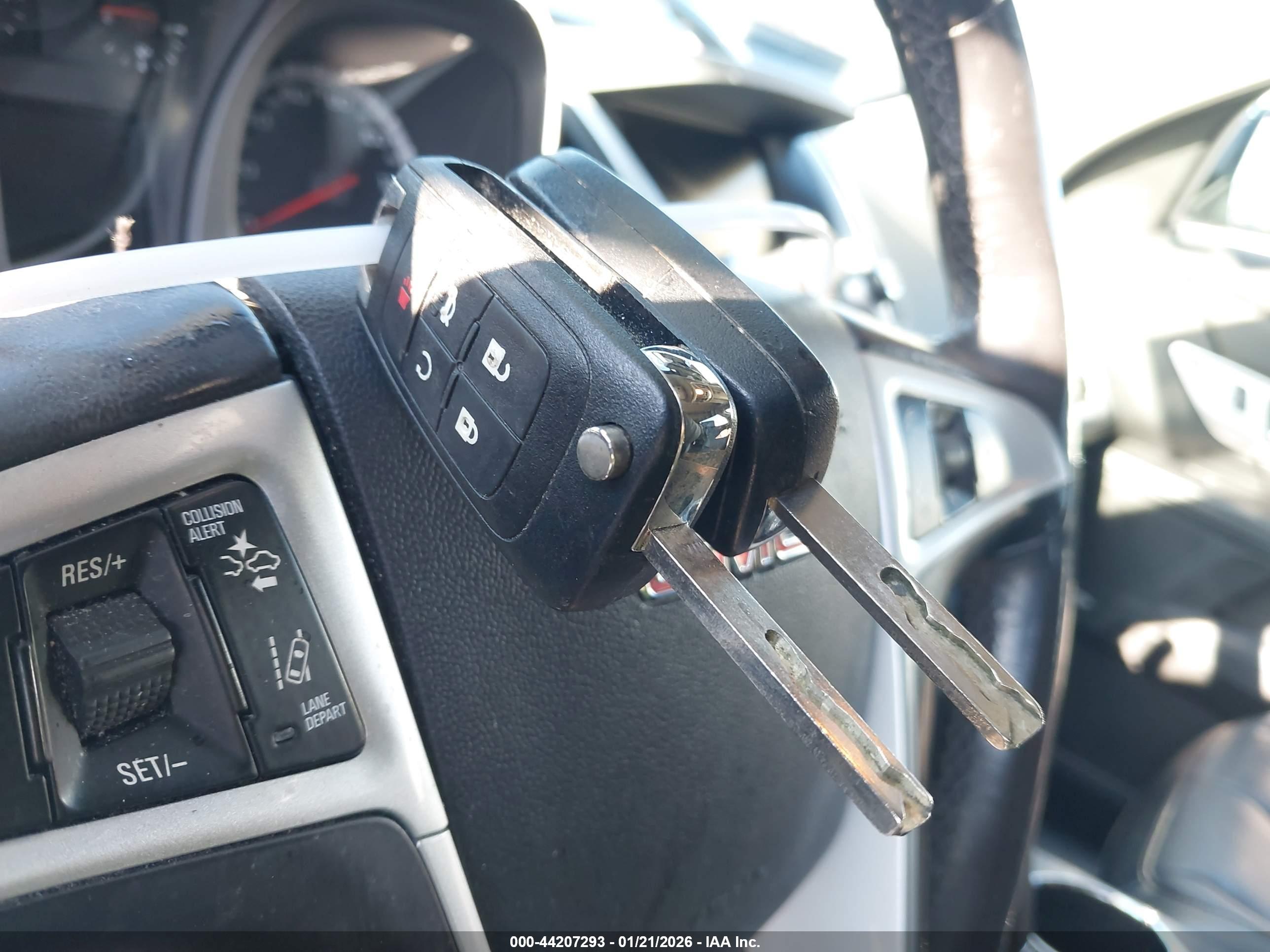GMC TERRAIN image 11
