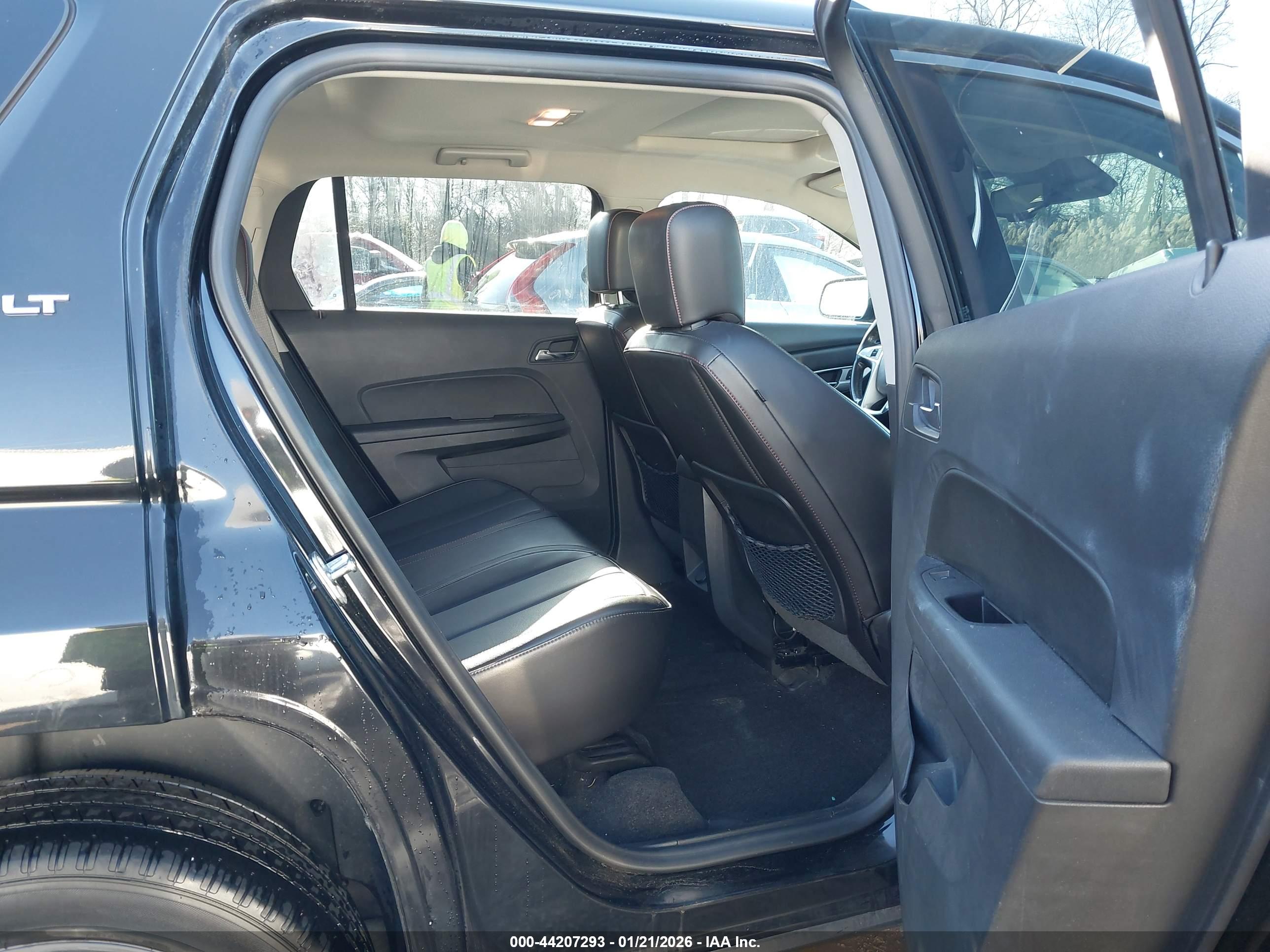 GMC TERRAIN image 8