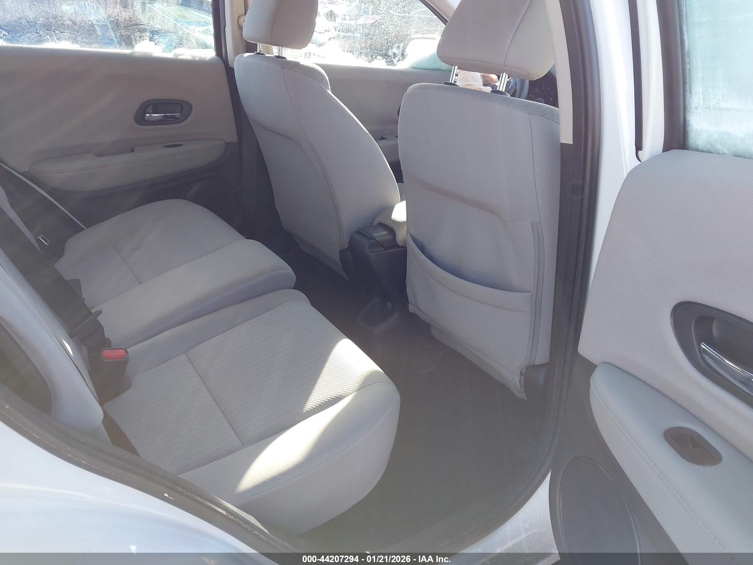 HONDA HR-V image 8