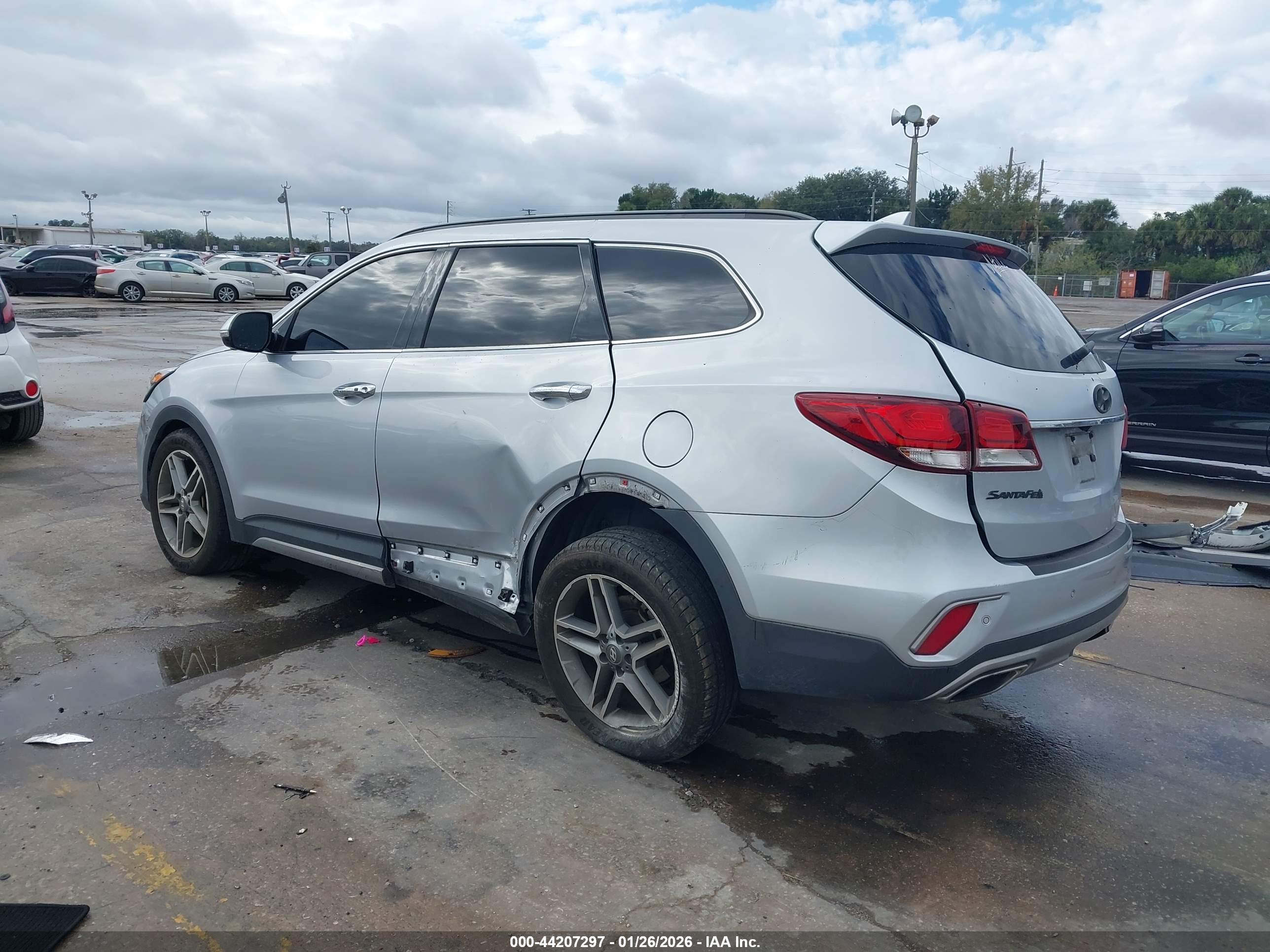 HYUNDAI SANTA image 3