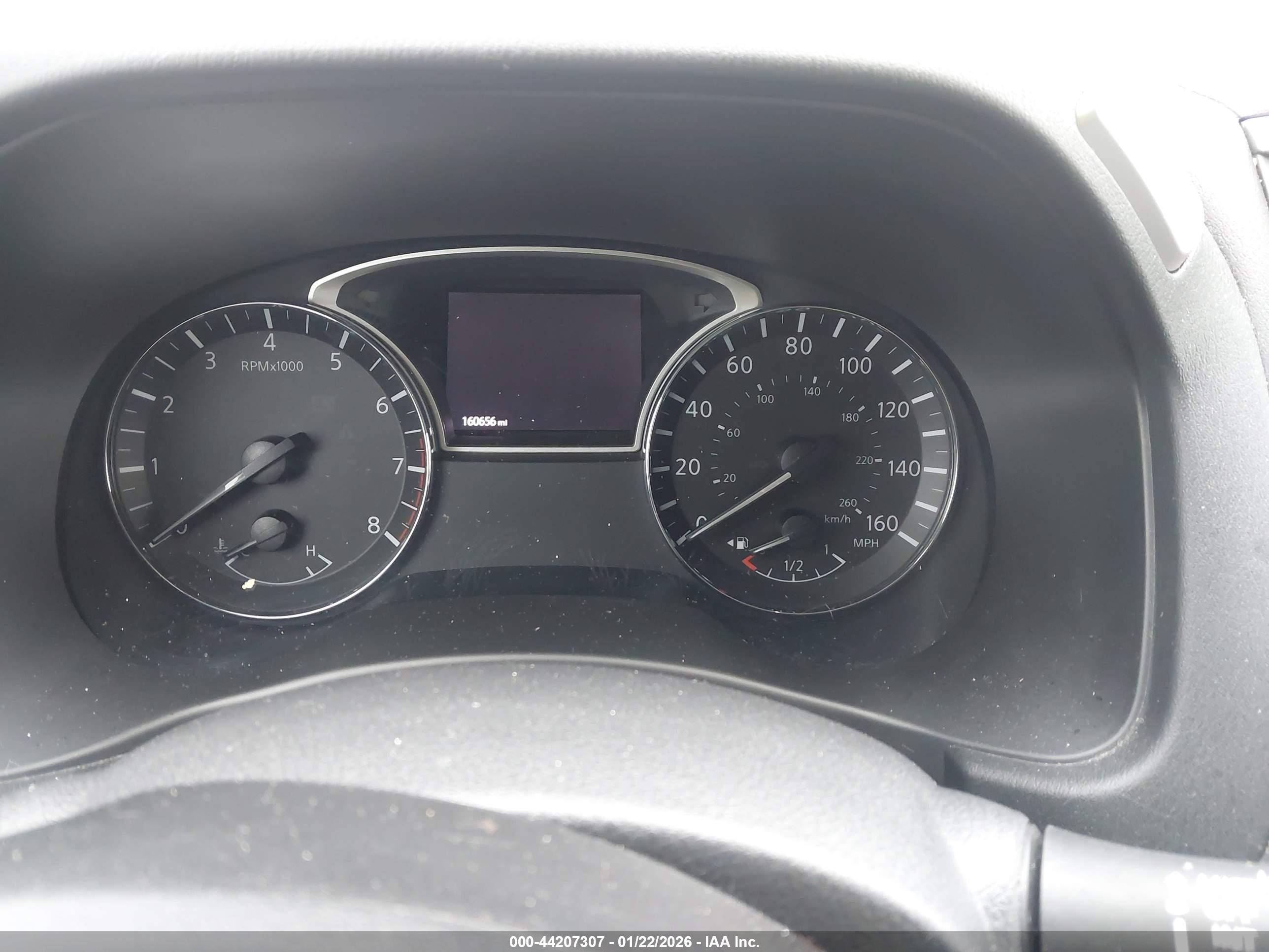 NISSAN PATHFINDER image 7