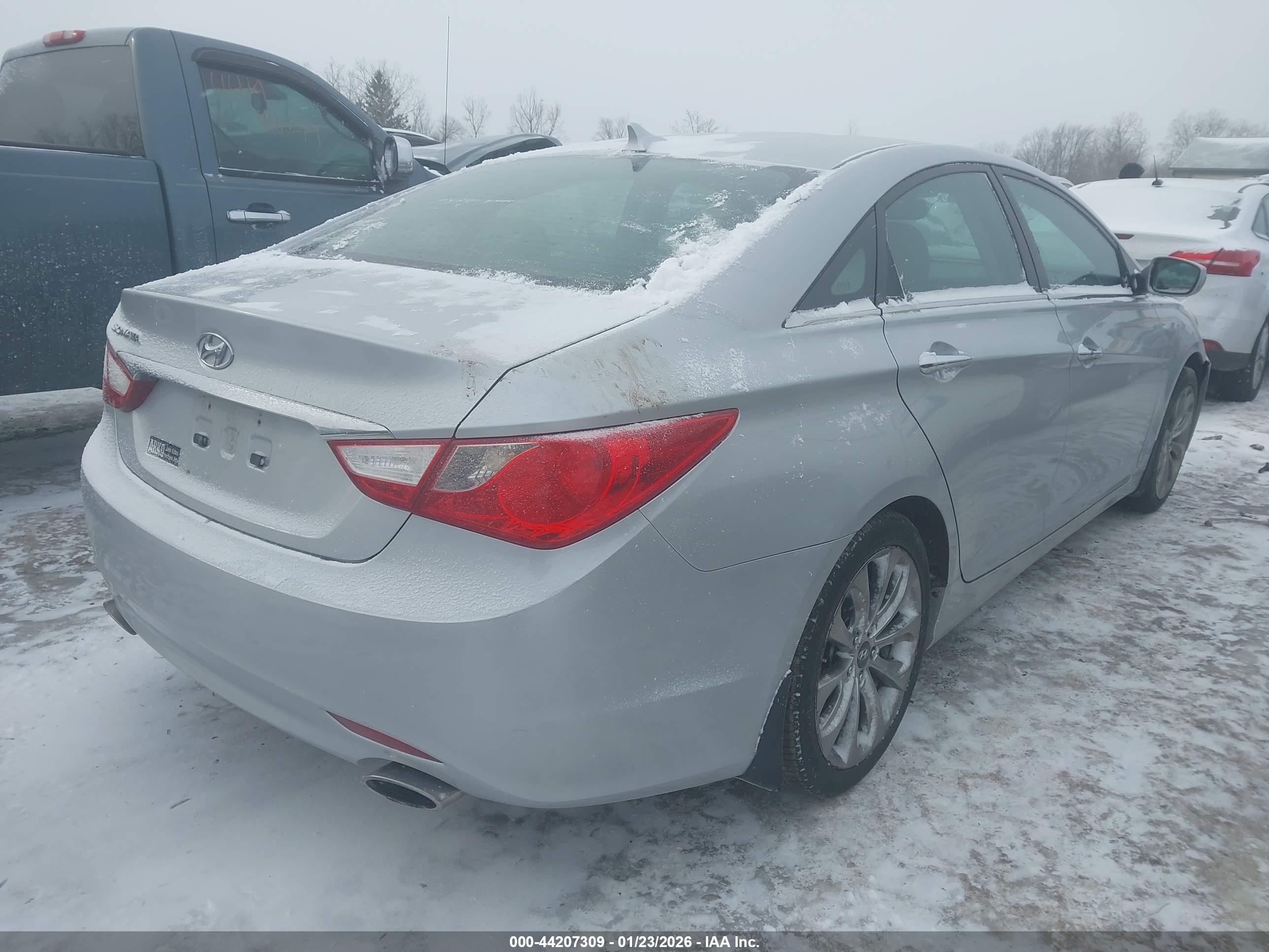 HYUNDAI SONATA image 4