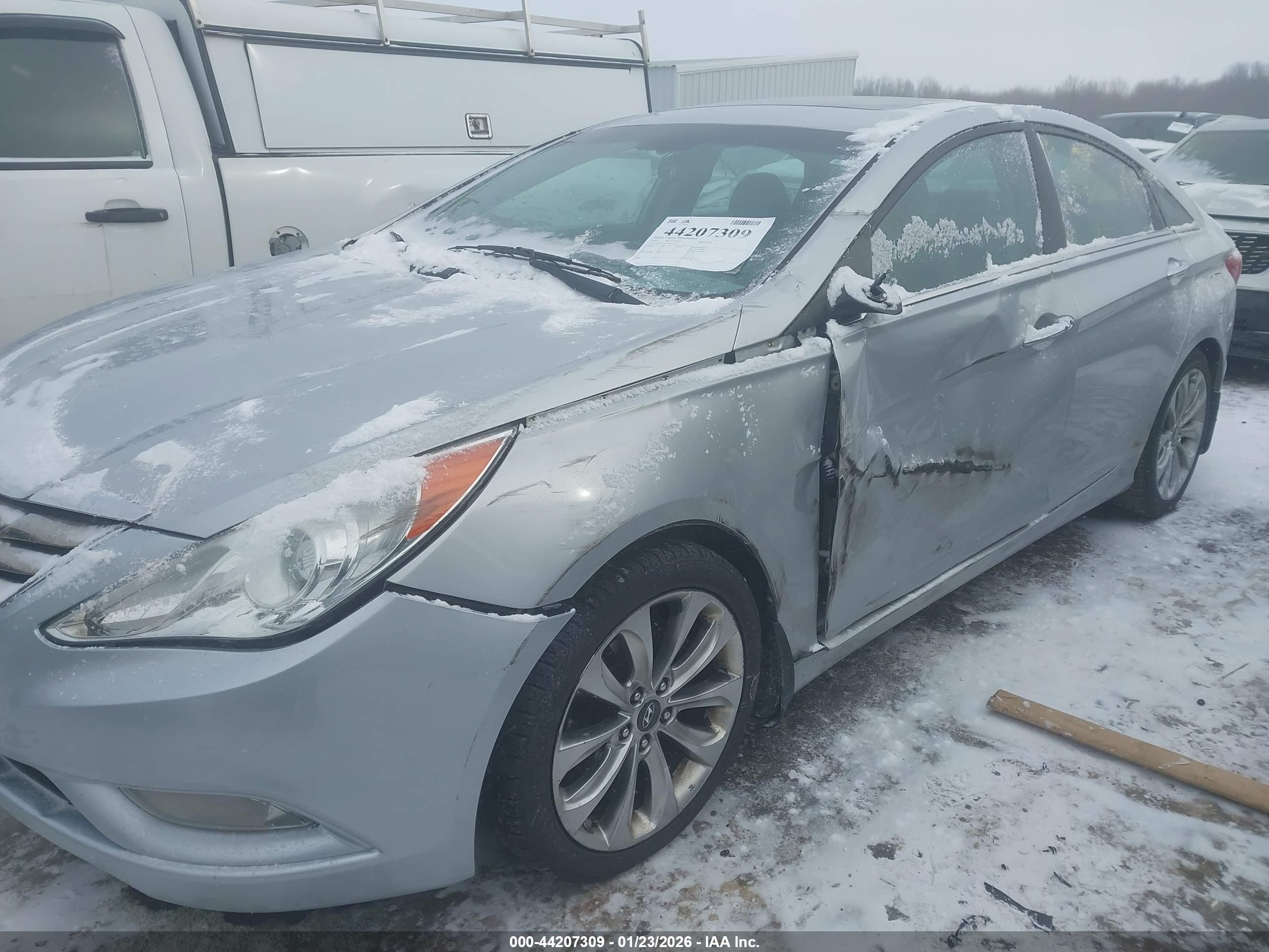 HYUNDAI SONATA image 6