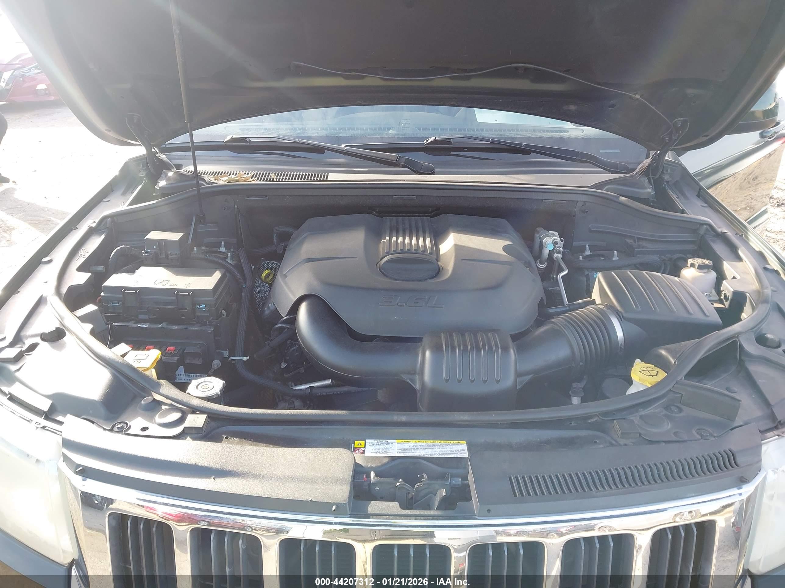 JEEP GRAND image 10