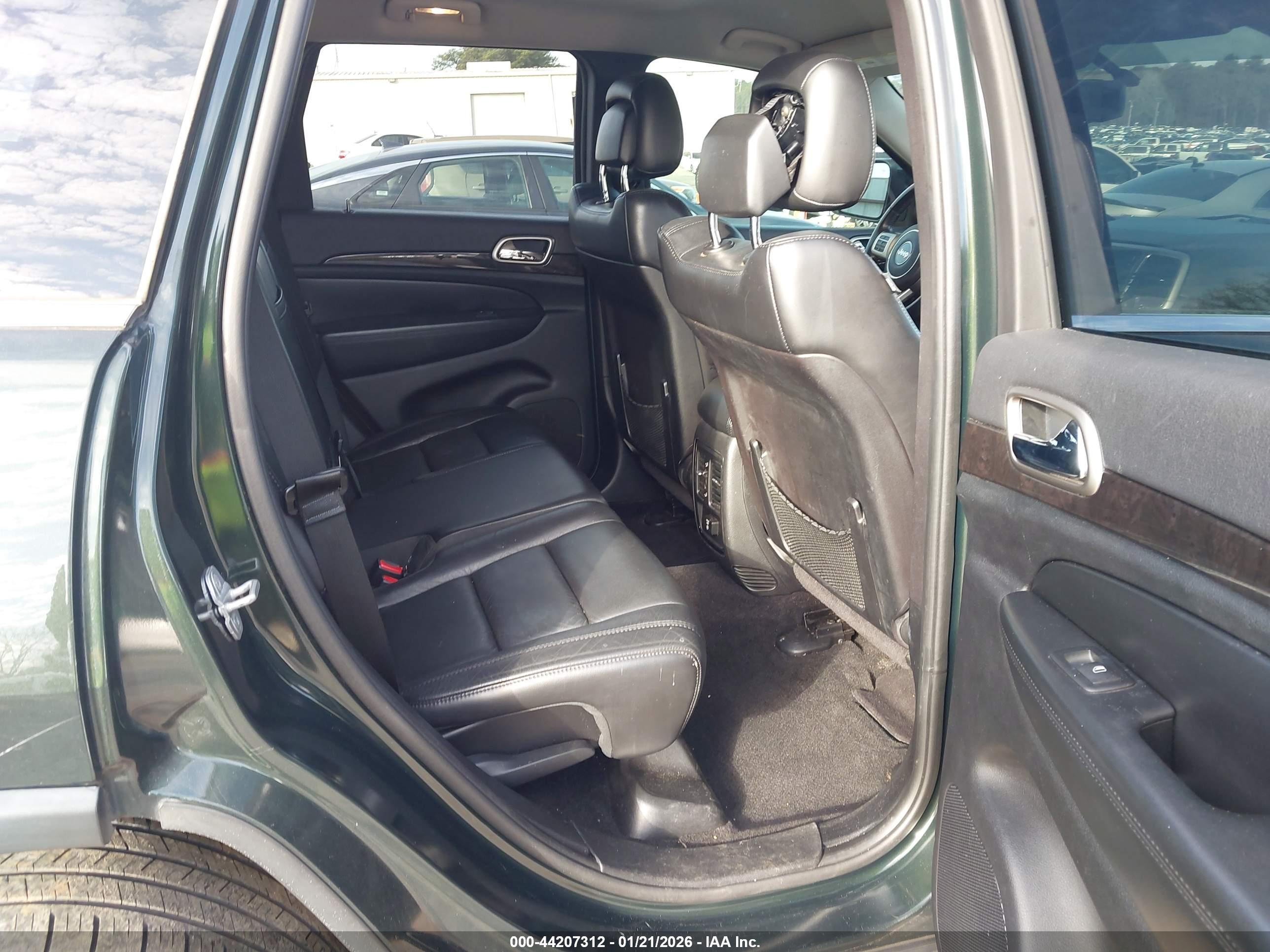 JEEP GRAND image 8