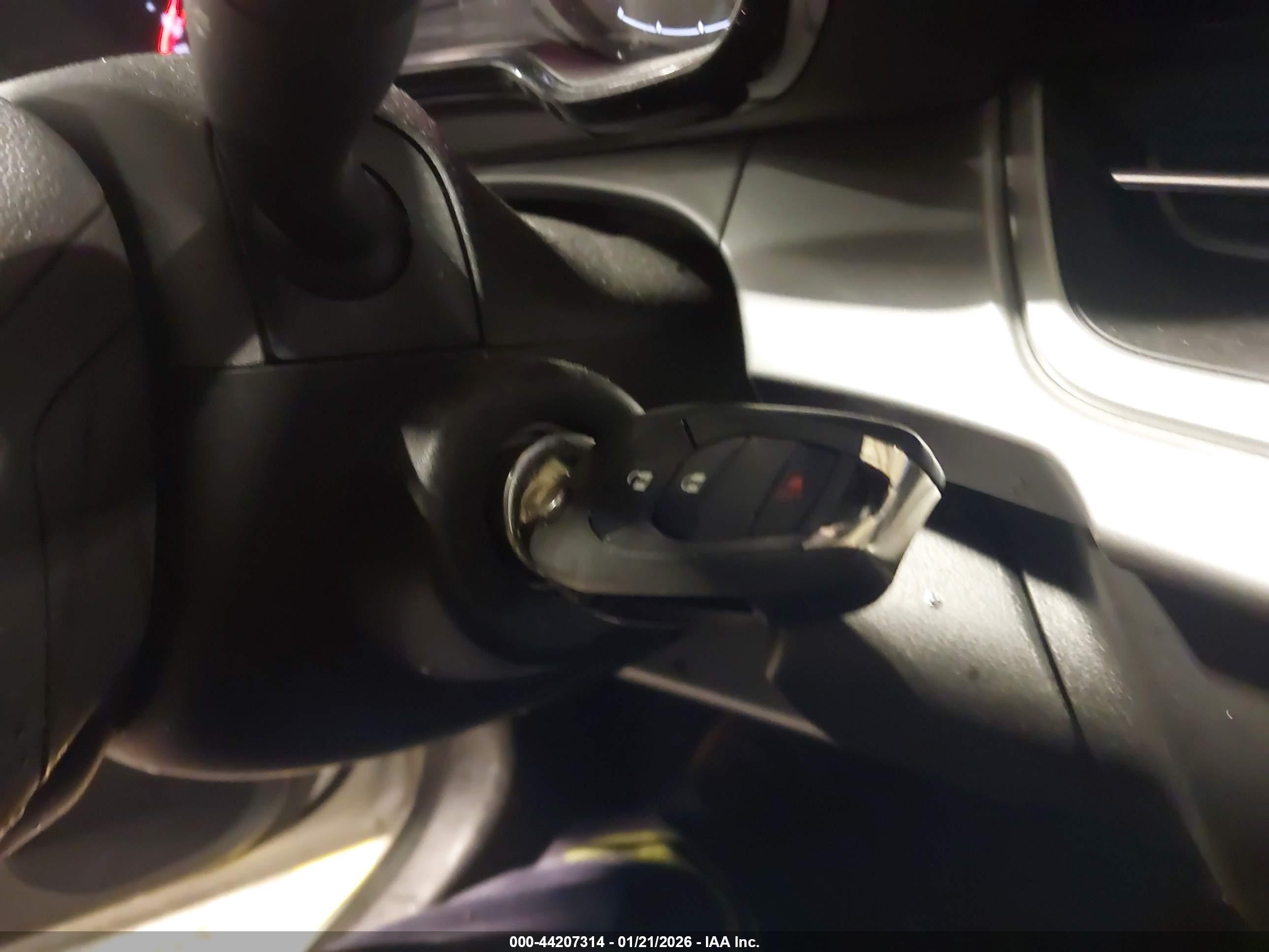 CHEVROLET TRAX image 11