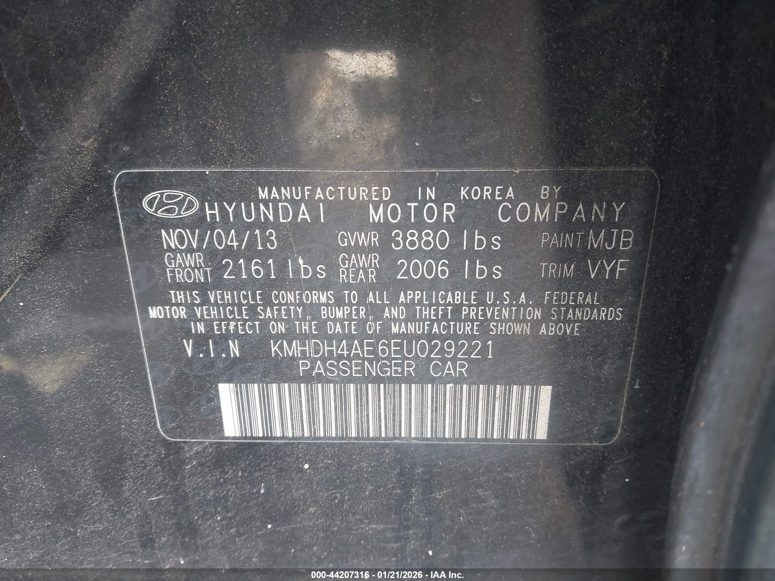 HYUNDAI ELANTRA image 9
