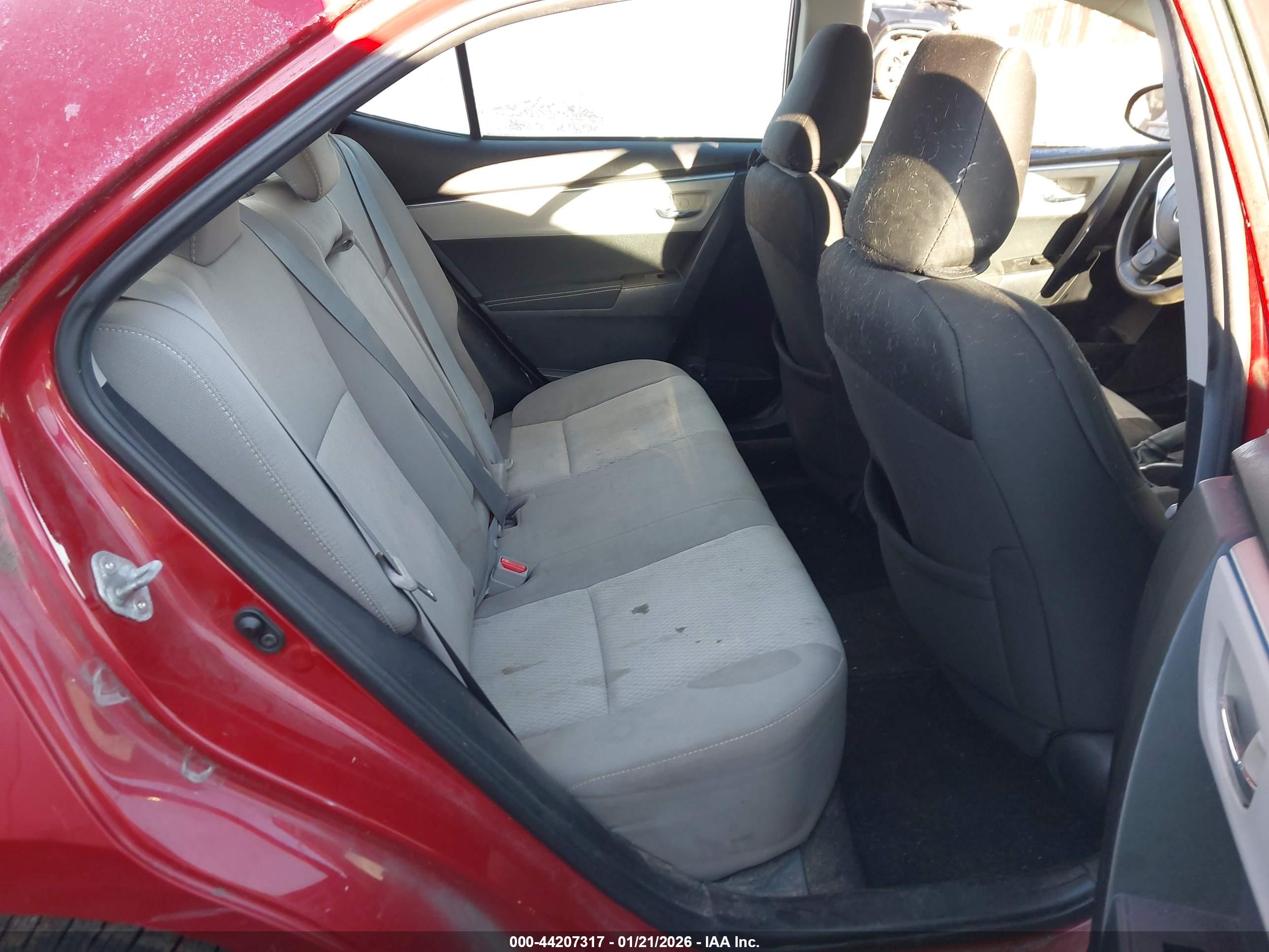 TOYOTA COROLLA image 8