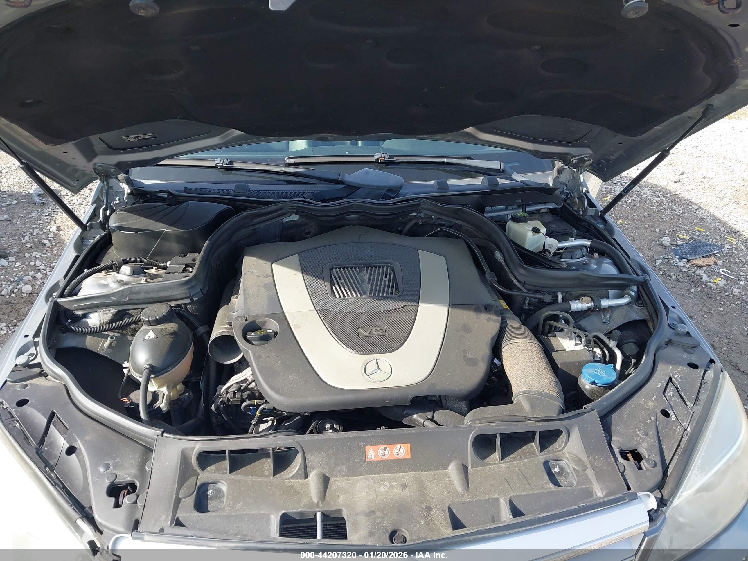 MERCEDES-BENZ C image 10