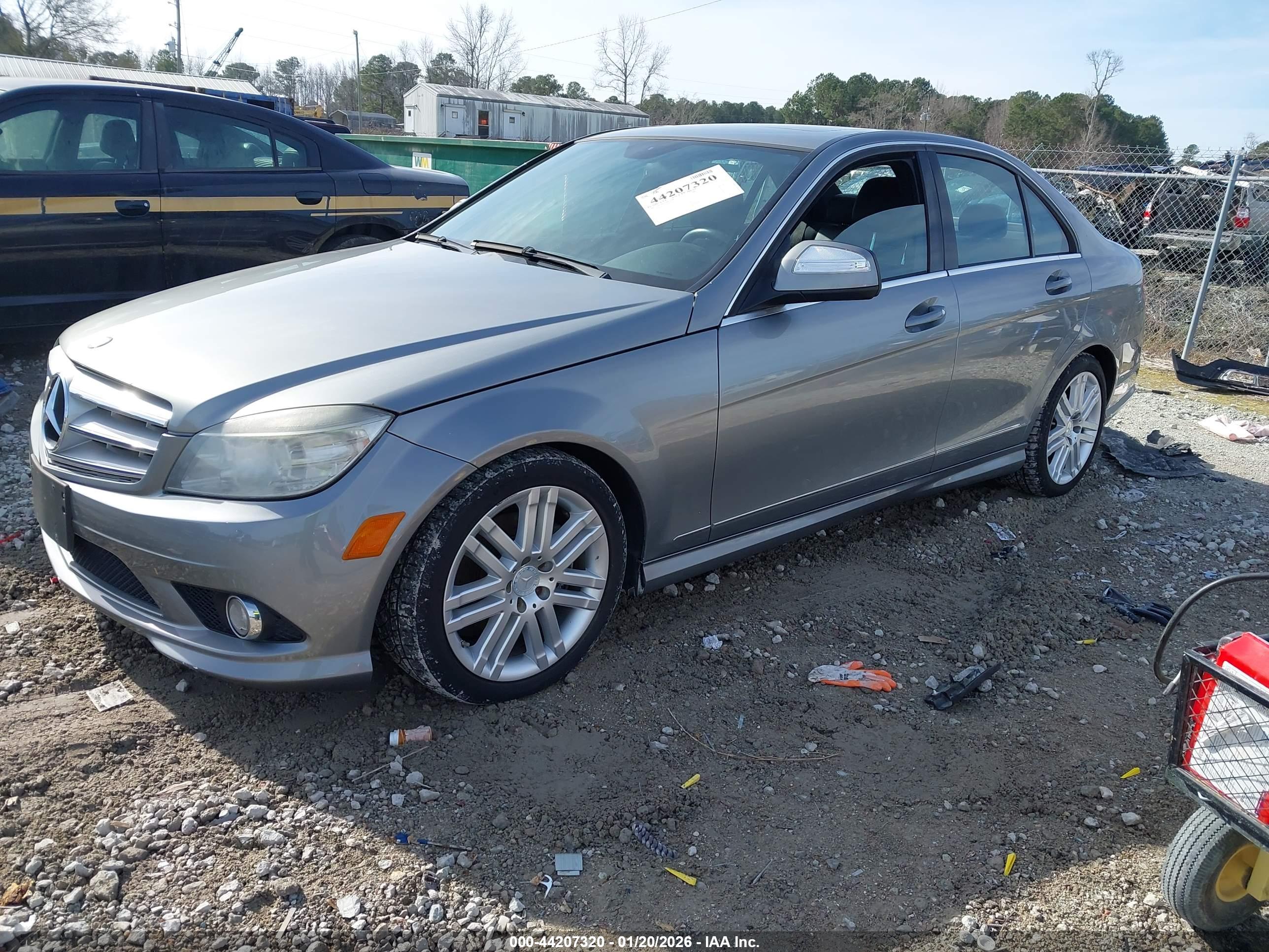 MERCEDES-BENZ C image 2