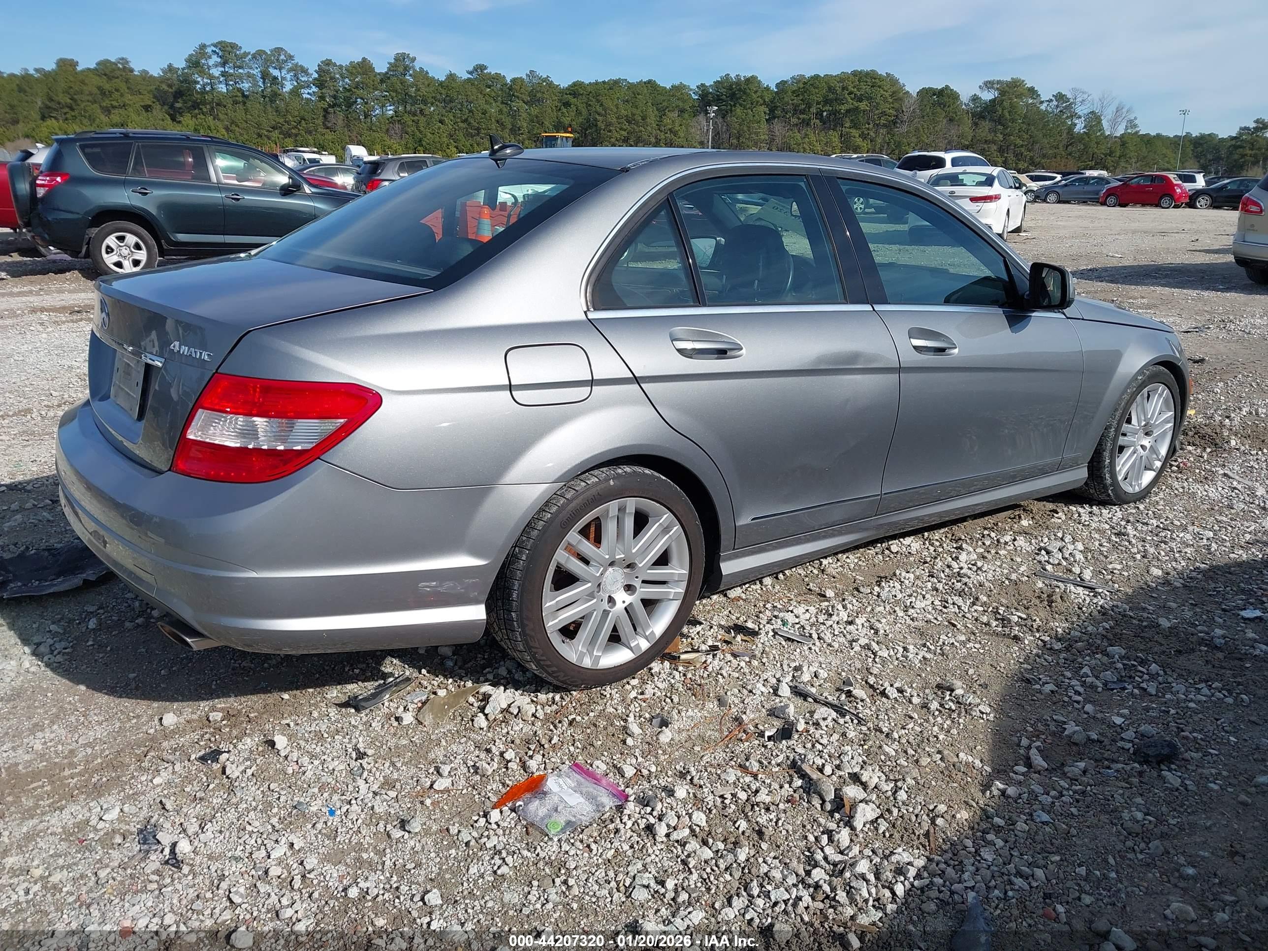 MERCEDES-BENZ C image 4