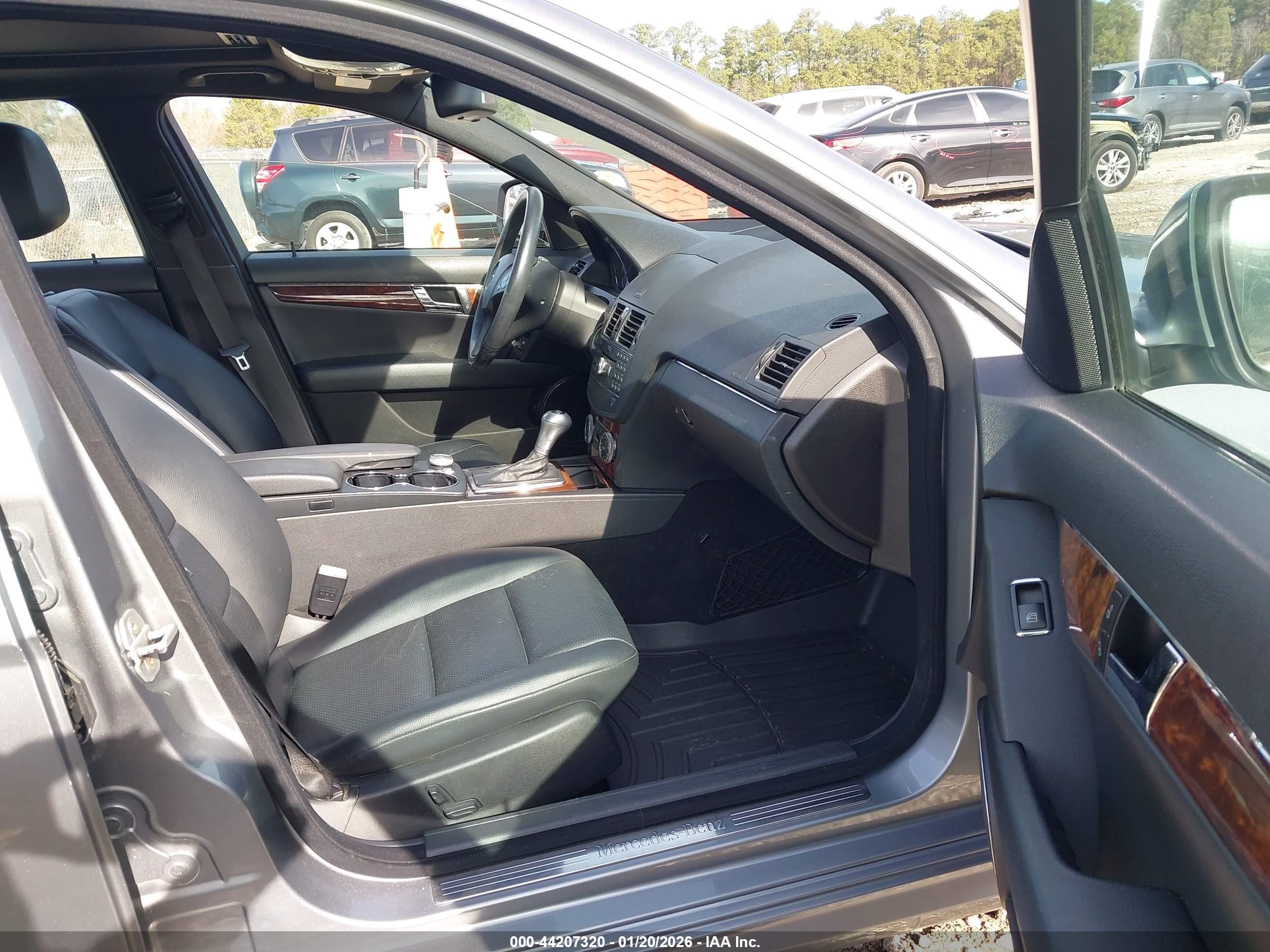 MERCEDES-BENZ C image 5