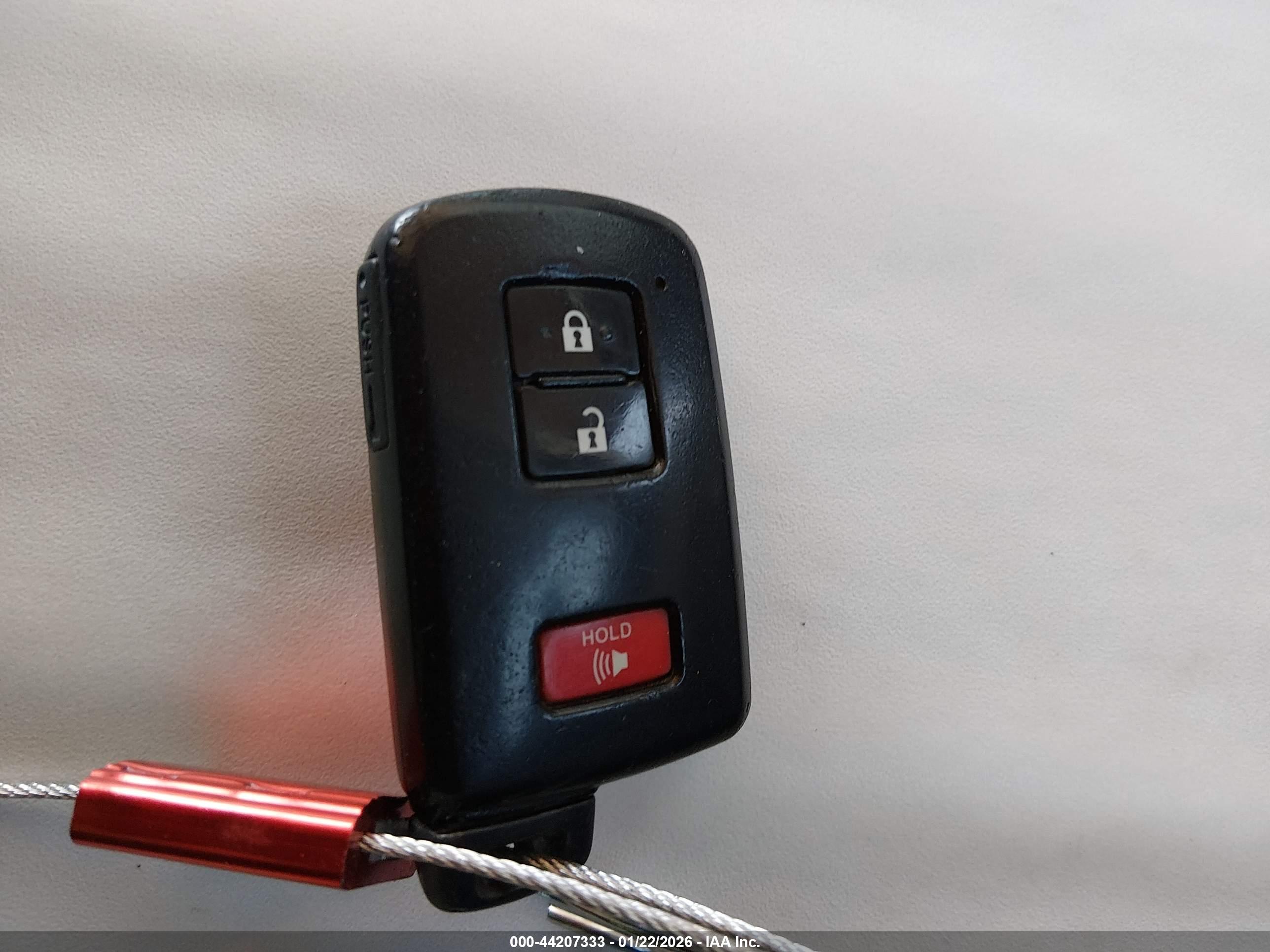 TOYOTA RAV4 image 11