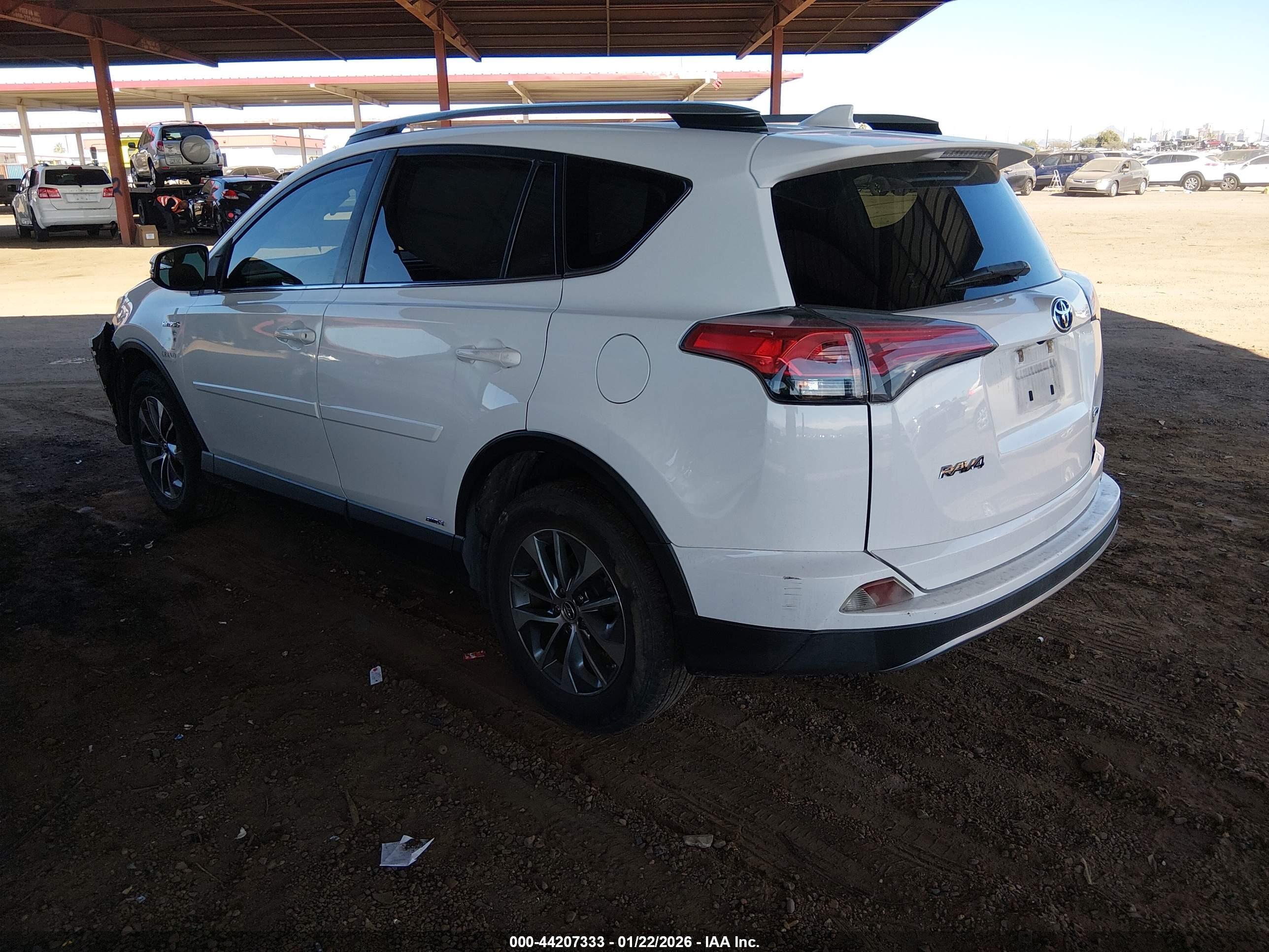 TOYOTA RAV4 image 3