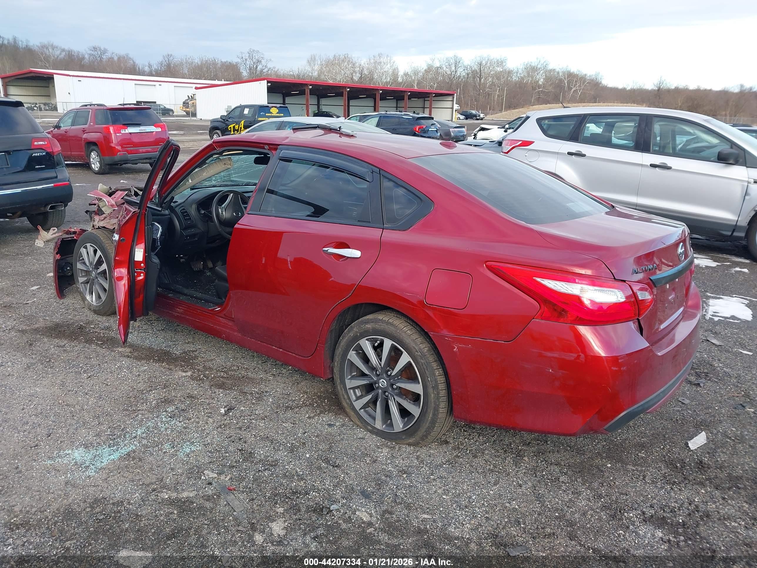 NISSAN ALTIMA image 3