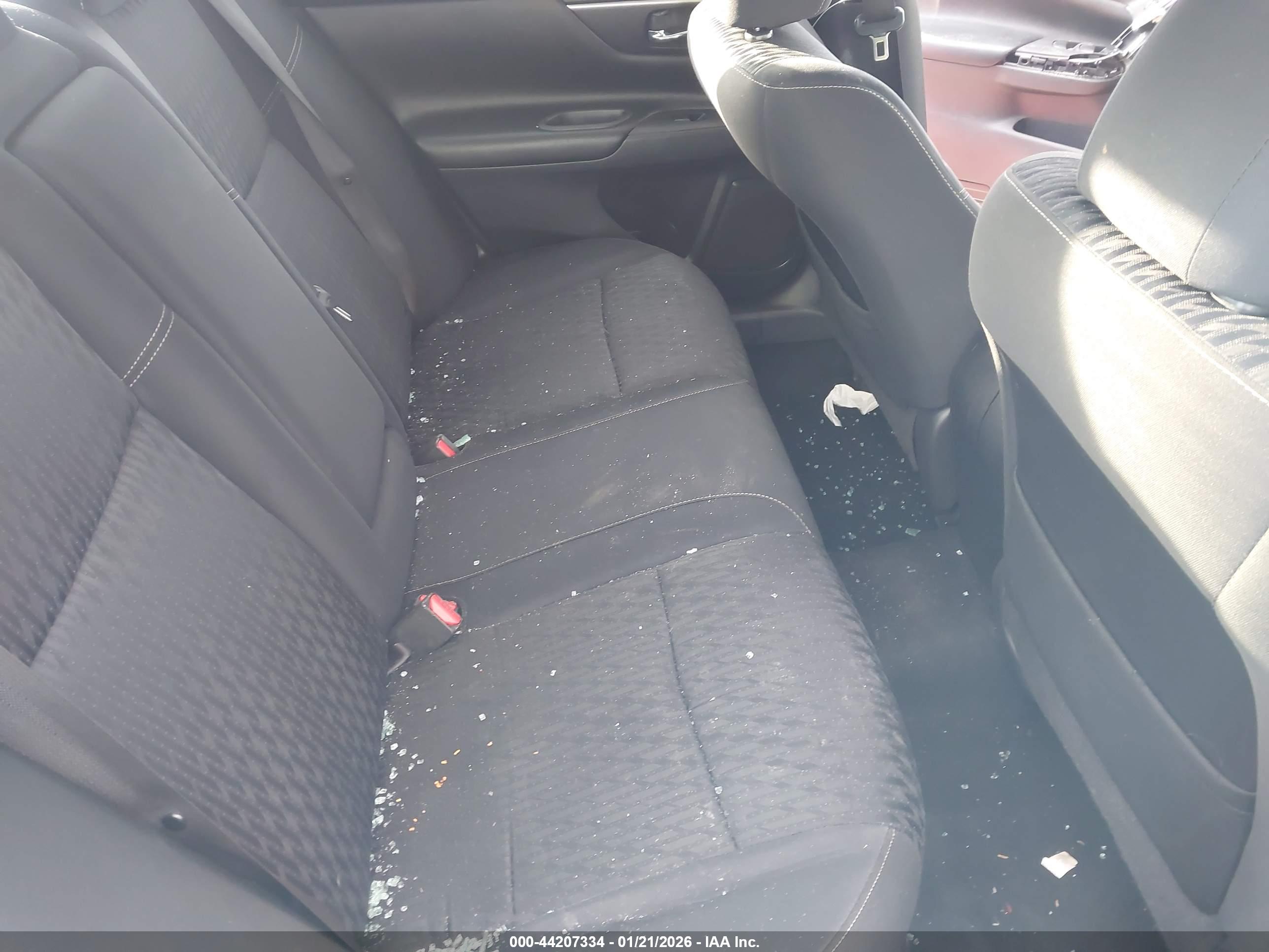 NISSAN ALTIMA image 8