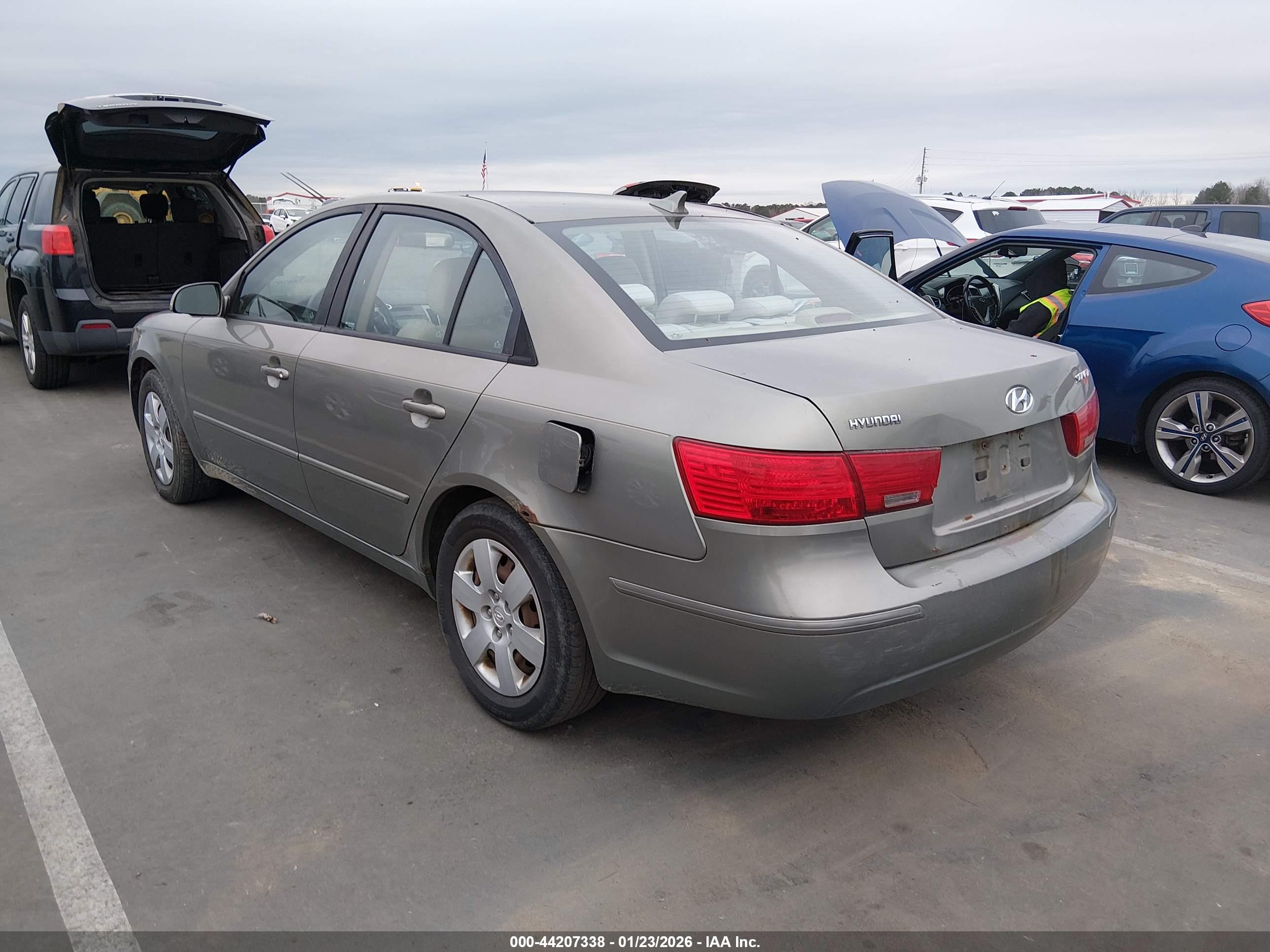HYUNDAI SONATA image 3
