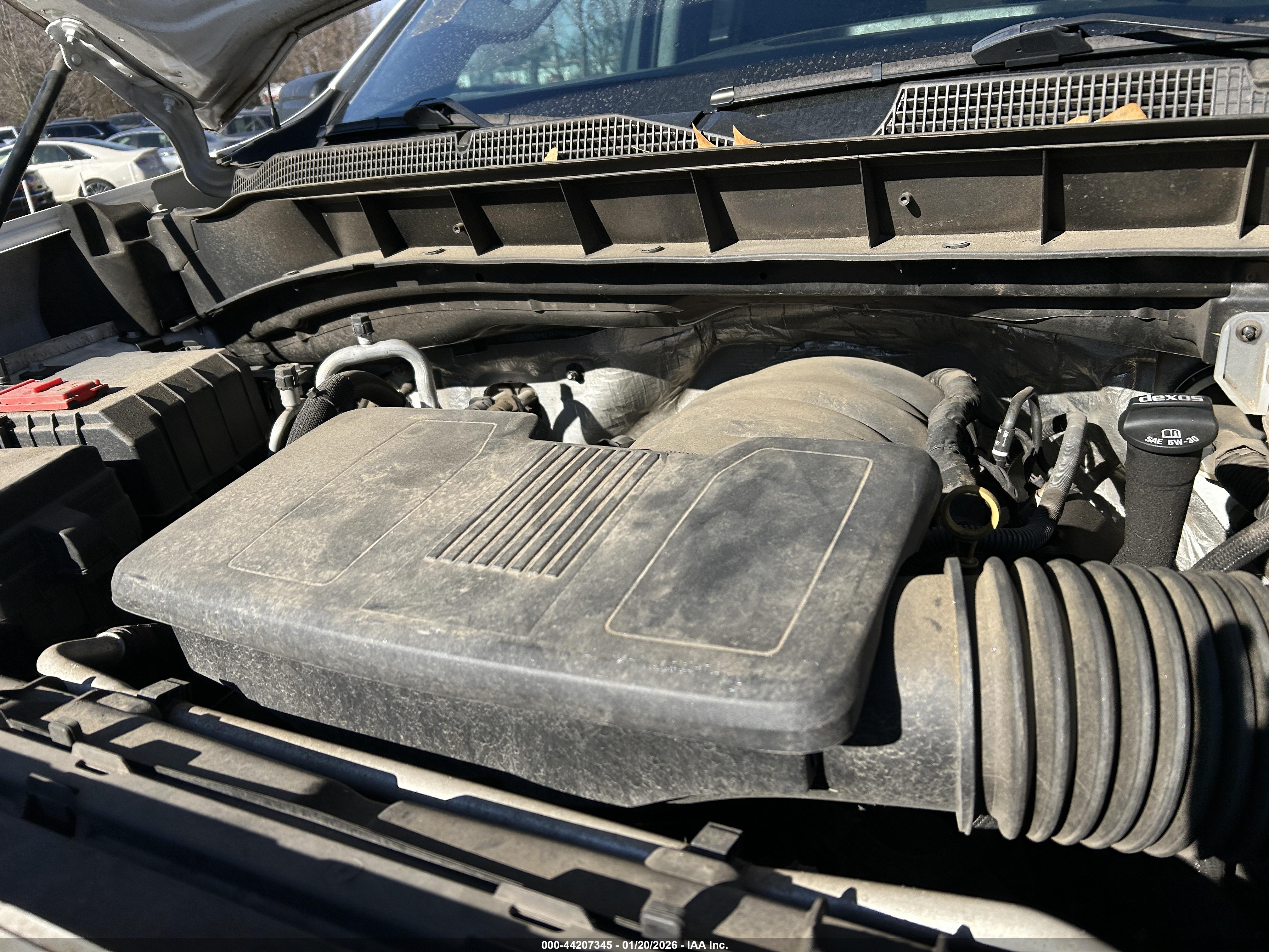 CHEVROLET SILVERADO image 10